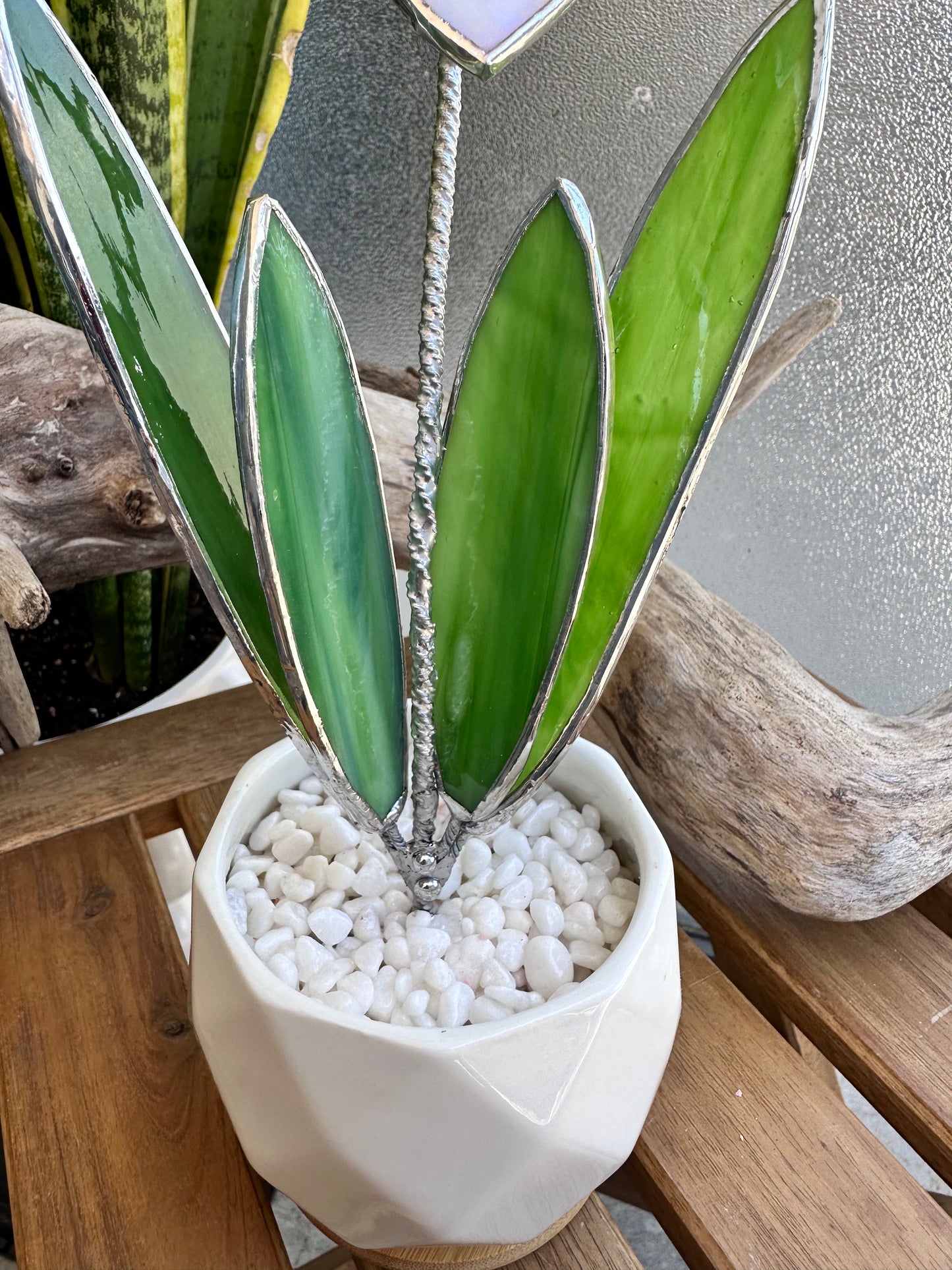 " . Daffodil Flower White Pearl with pot" Stained glass tropical flower 3D, Sun catcher, Table plant decor, Garden stick, wedding decor, Christmas gift