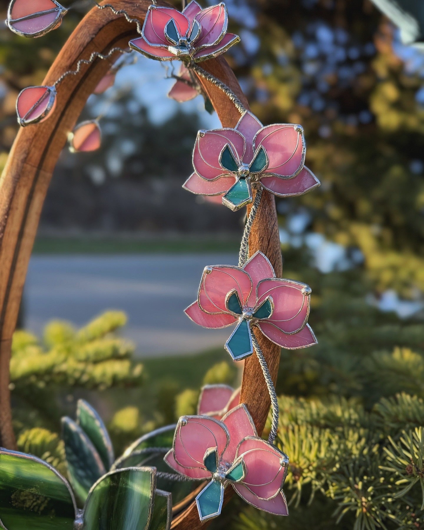 " . Bright Pink Orchid Mirror”, Stained glass flower Wall decor, Suncatcher, Home wedding Decor, Christmas gift, available