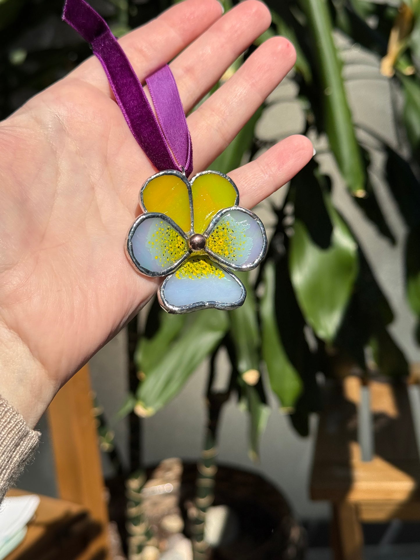 " . Pansy flower Yellow & L.blue irid with pattern, Stained glass Decorative ORNAMENT, Christmas decoration, Suncatcher