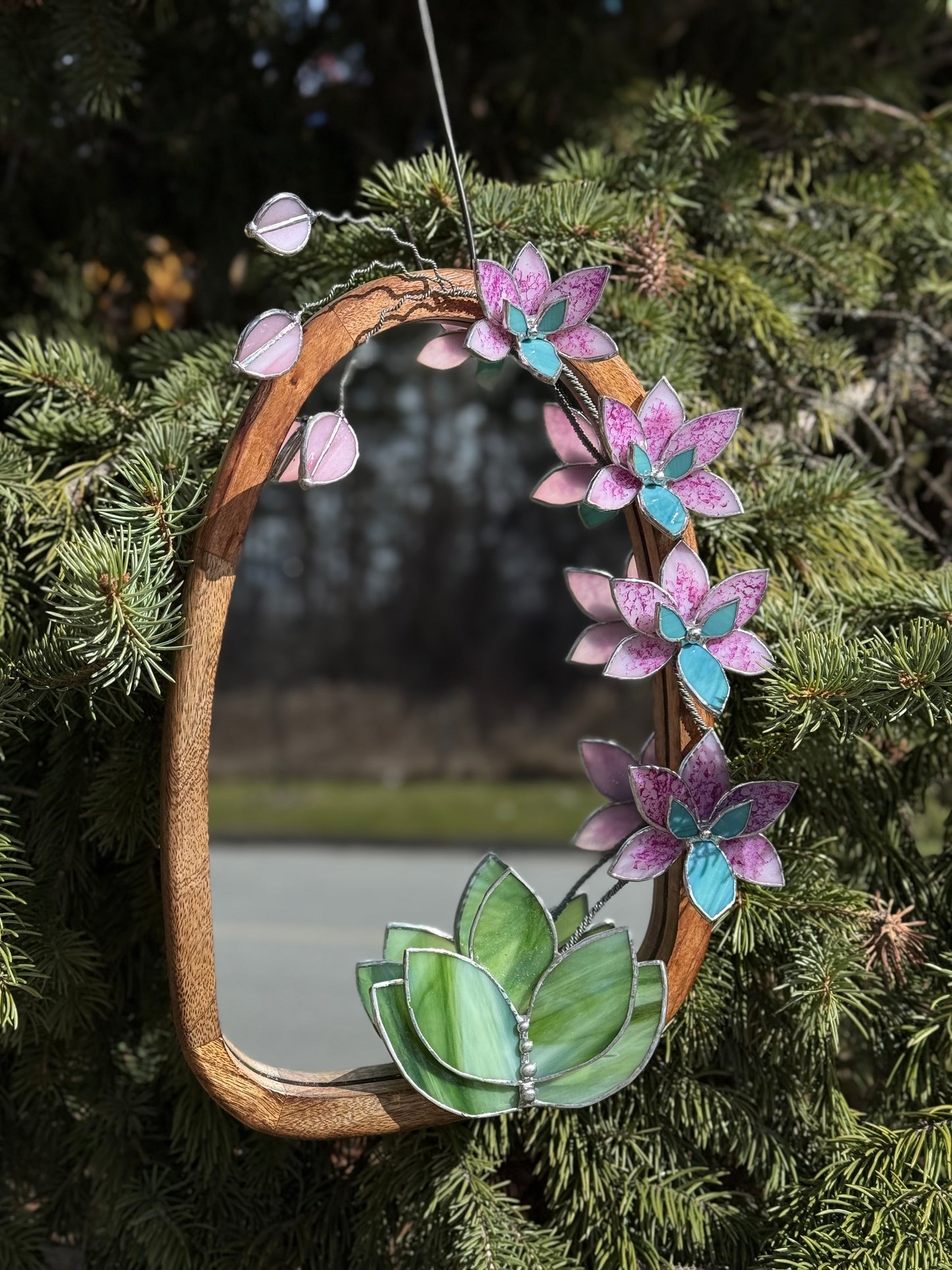 " .Baby Pink Tiger Orchid Mirror”, Stained glass flower Wall decor, Suncatcher, Home wedding Decor, Christmas gift, available SALE