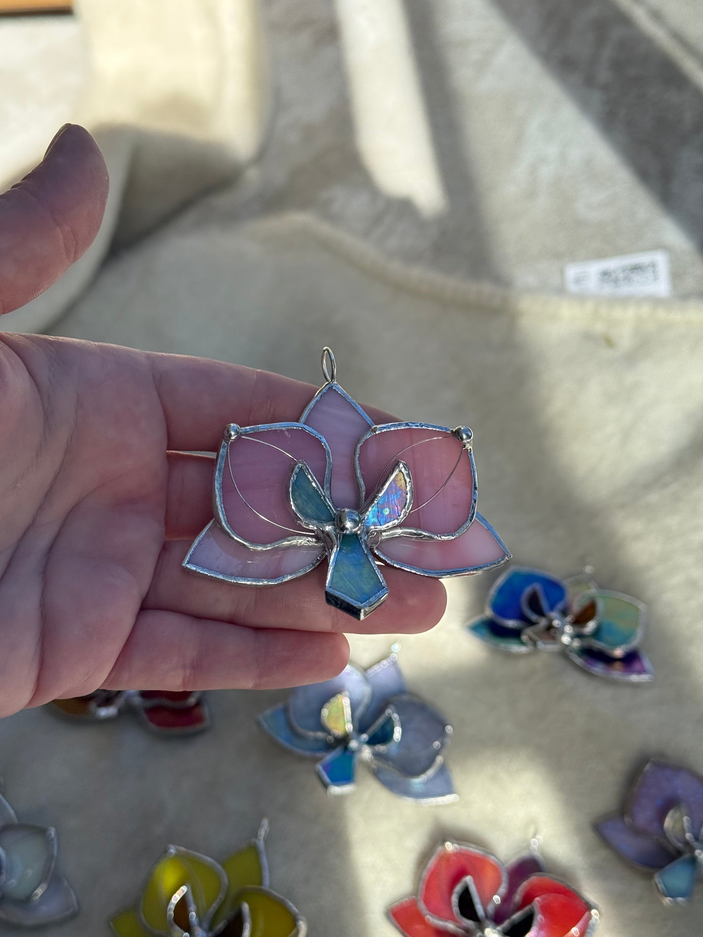 " . Orchid flower Pink with veins, Stained glass Decorative ORNAMENT, Christmas decoration, Suncatcher