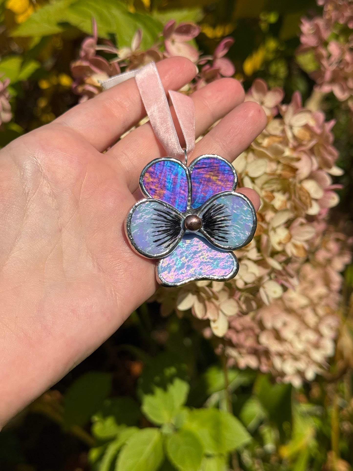 " . Pansy flower Indigo & light blue irid , Stained glass Decorative ORNAMENT, Christmas decoration, Suncatcher