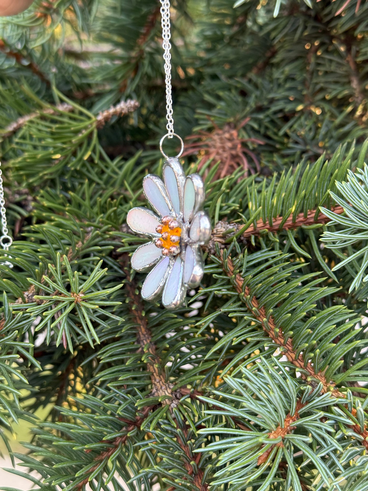 Daisy White Pearl Stained Glass Ornament Handmade Floral Christmas Suncatcher