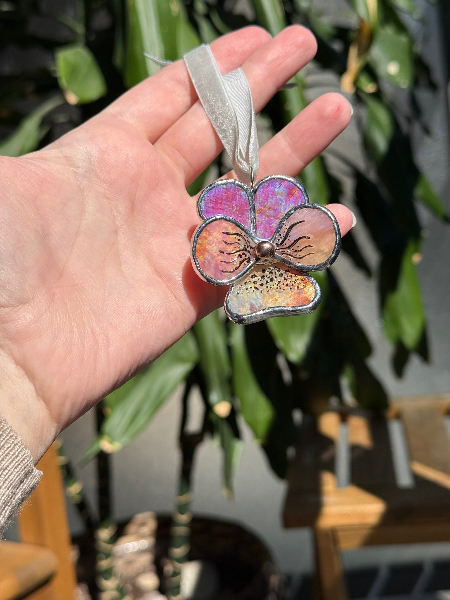 " .  CHOOSE COLOR Decorative ORNAMENT Stained glass Pansy flower, Christmas decoration, Suncatcher