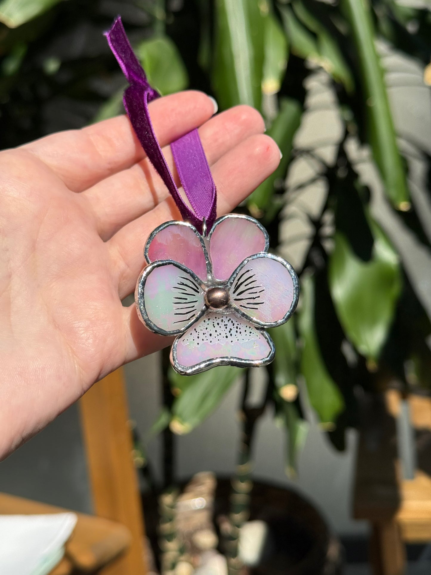 " .  CHOOSE COLOR Decorative ORNAMENT Stained glass Pansy flower, Christmas decoration, Suncatcher