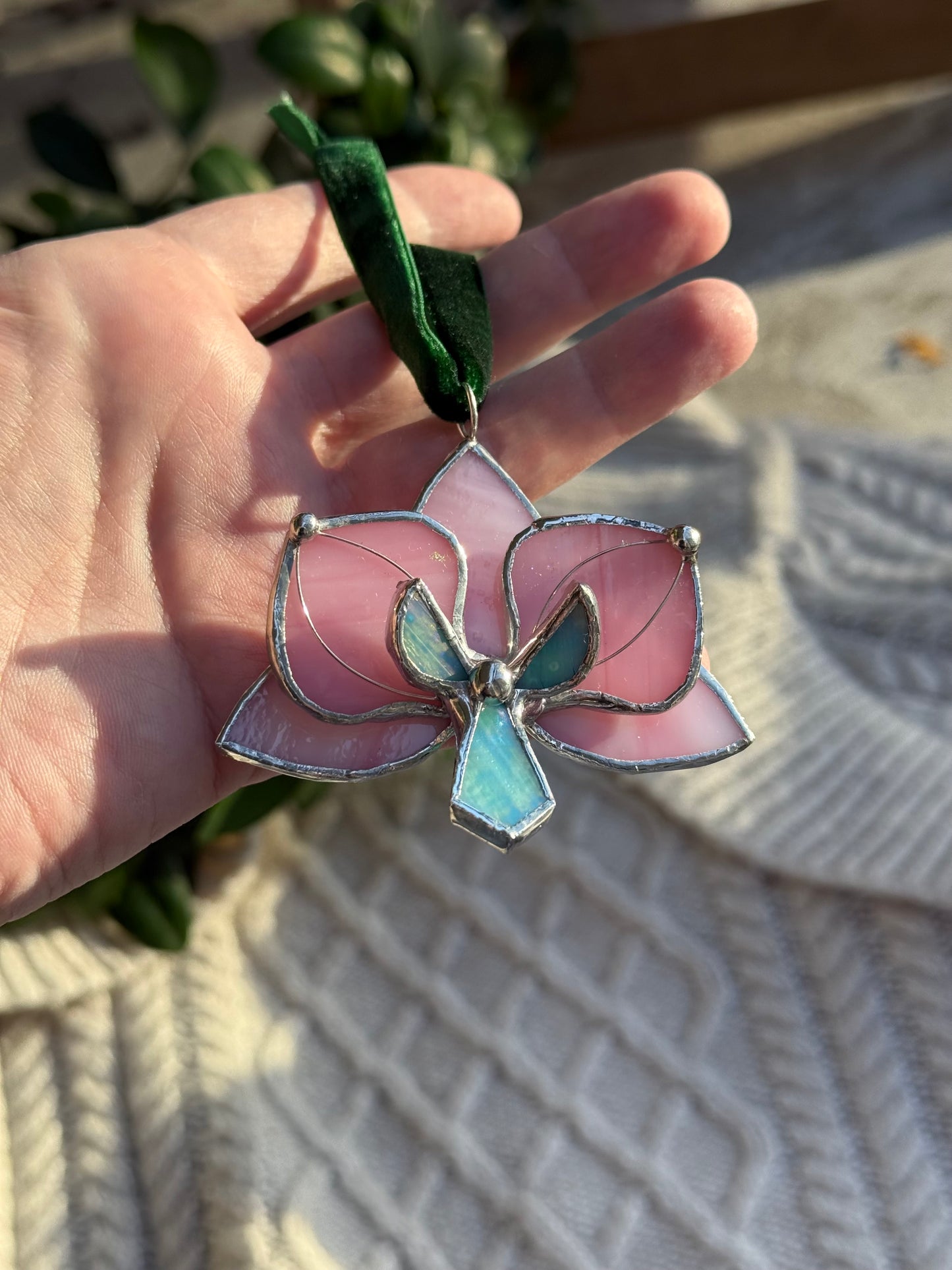 " . Orchid flower Pink with veins, Stained glass Decorative ORNAMENT, Christmas decoration, Suncatcher