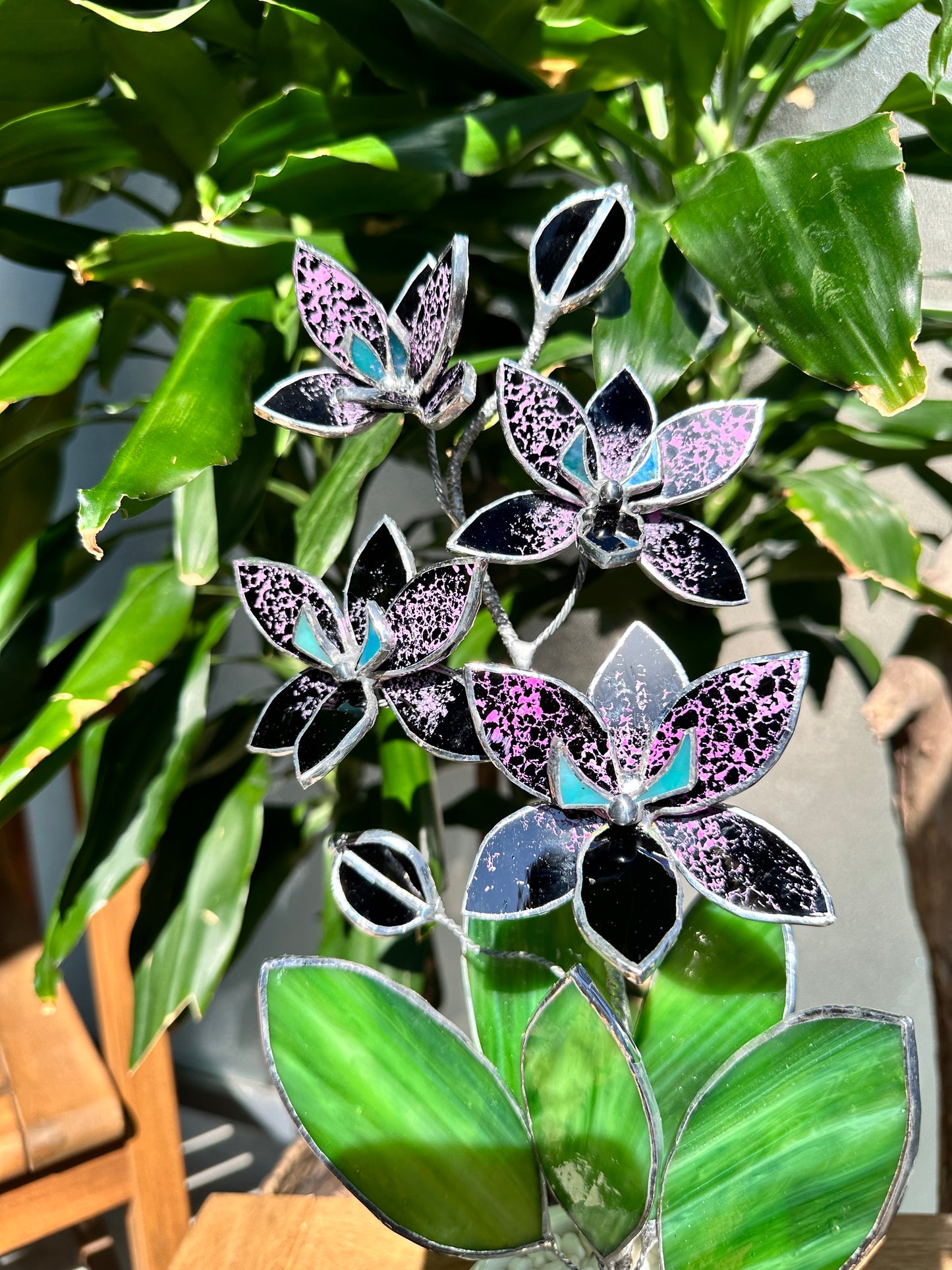 " . PREORDER Black Tiger Orchid, 4 flowers with pot”, Stained glass tropical flower 3D, Sun catcher, Table plant, Garden stick, Outdoor and gardening decor
