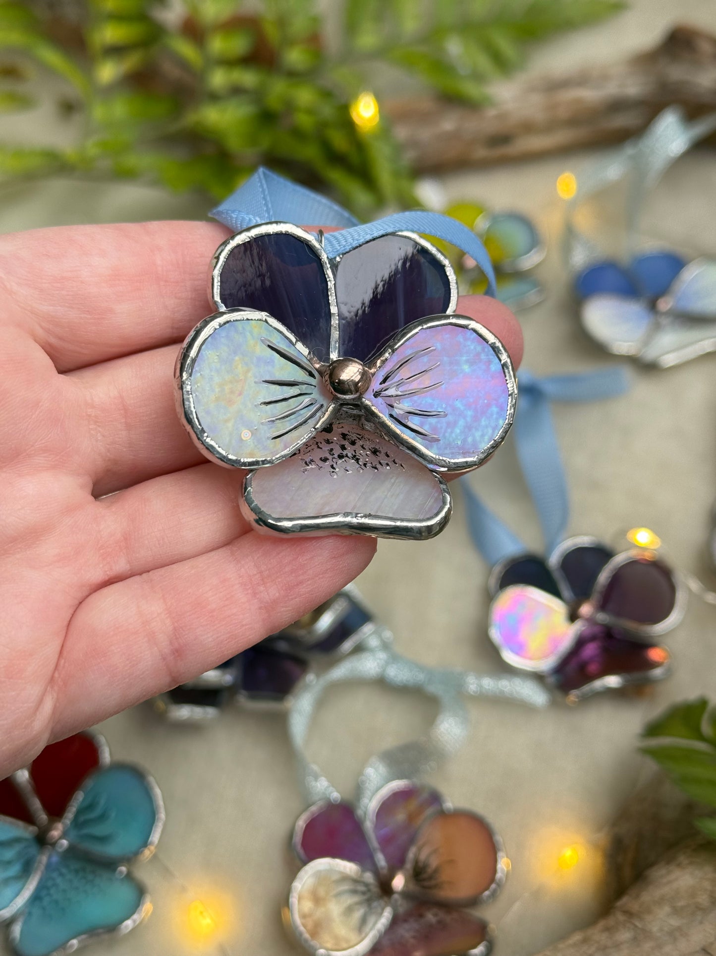 " . Pansy flower Grape purple & white irid , Stained glass Decorative ORNAMENT, Christmas decoration, Suncatcher new