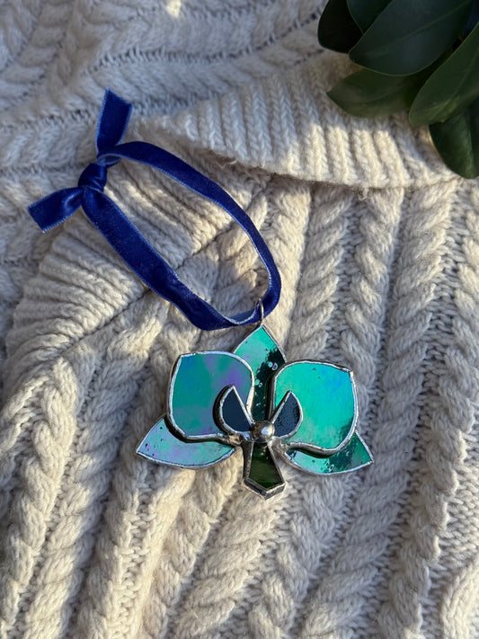 " . Orchid flower Green luminescent, Stained glass Decorative ORNAMENT, Christmas decoration, Suncatcher