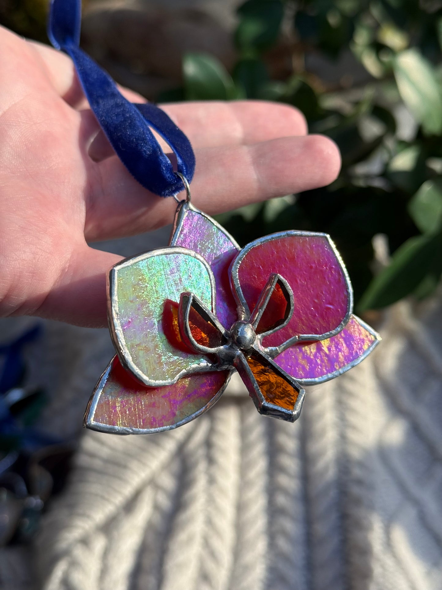 " . Orchid flower Red irid, Stained glass Decorative ORNAMENT, Christmas decoration, Suncatcher