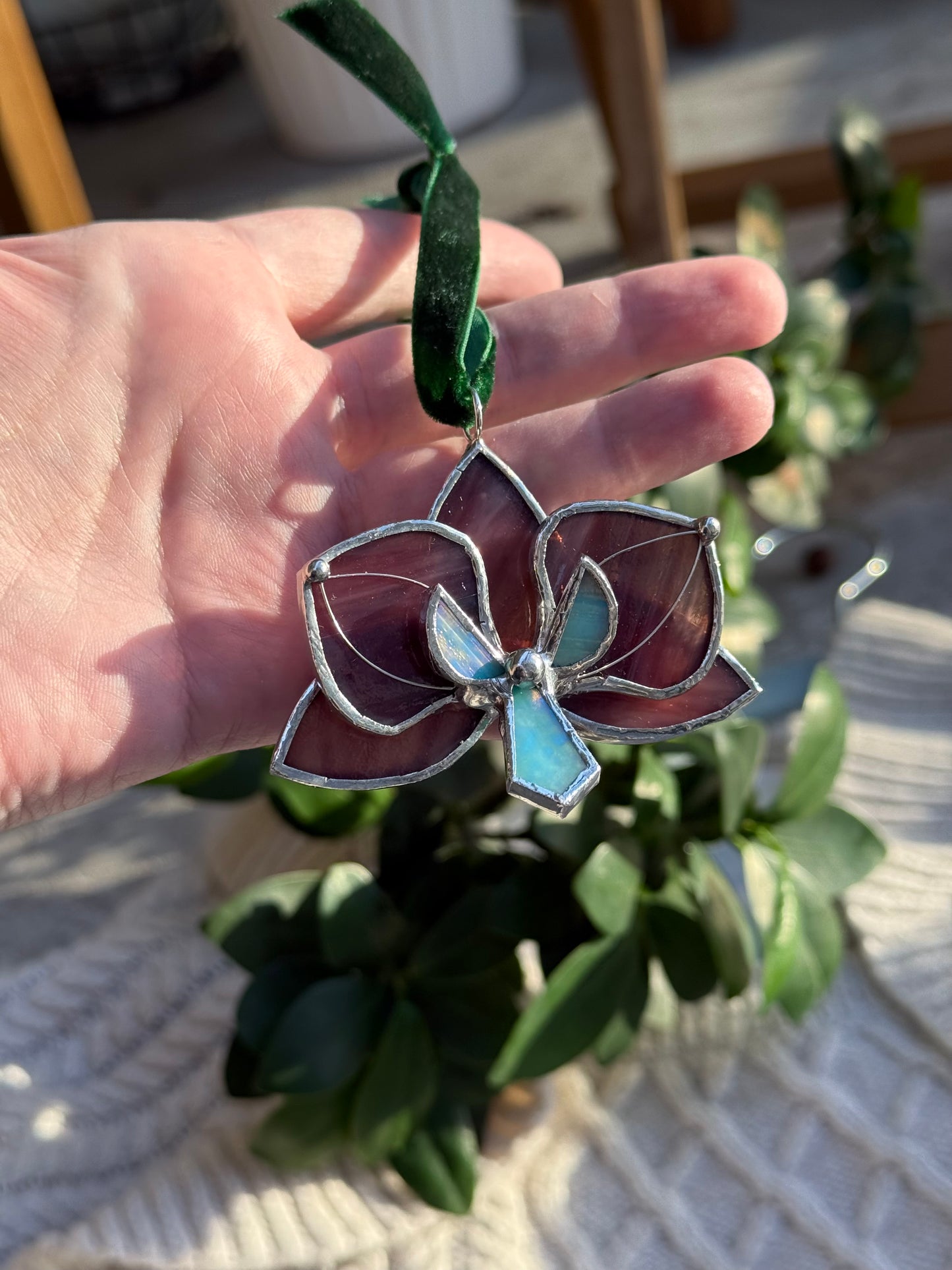 " . Orchid flower Purple with veins , Stained glass Decorative ORNAMENT, Christmas decoration, Suncatcher