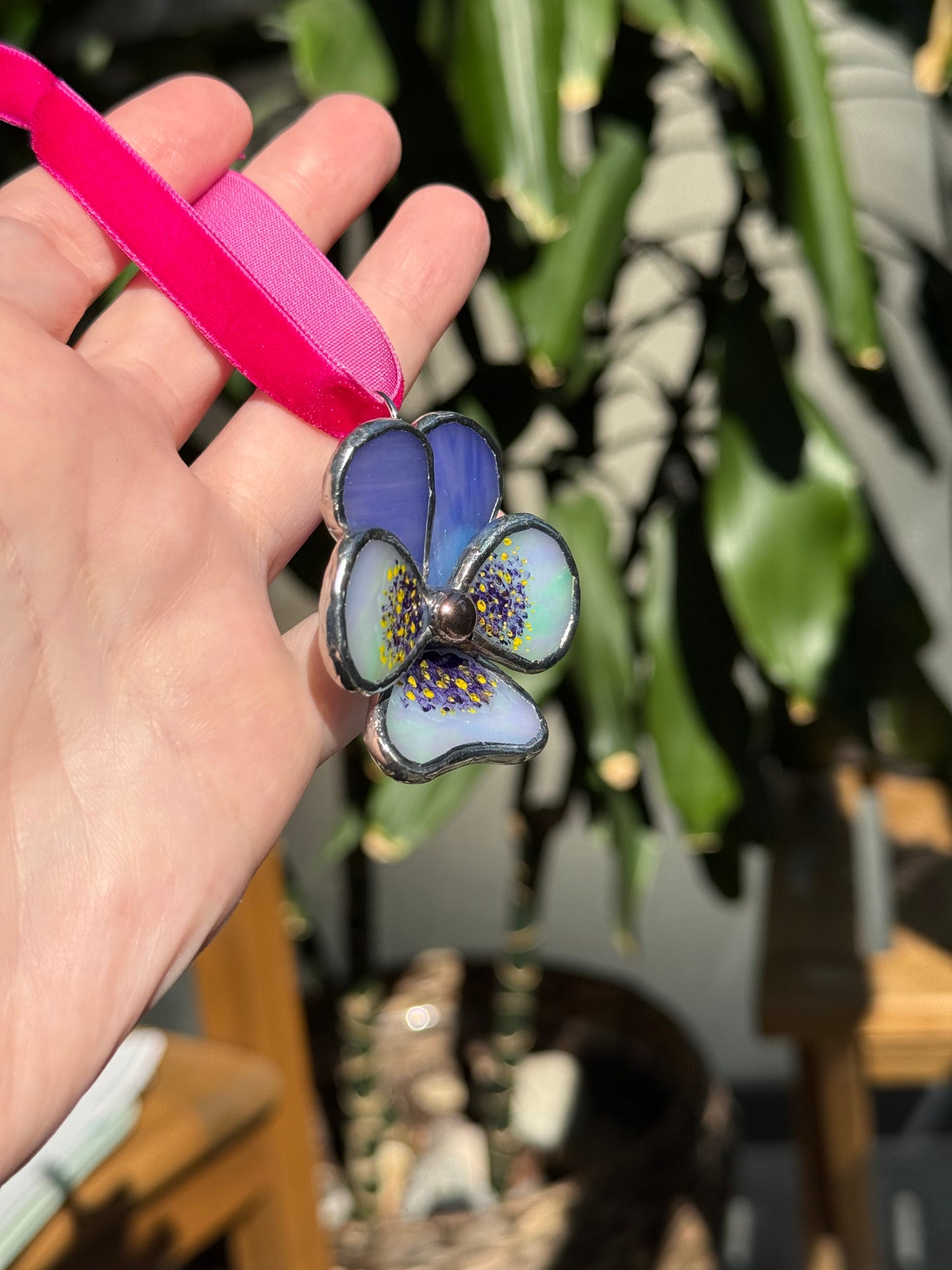 " . Pansy flower Blue & Light blue irid with pattern , Stained glass Decorative ORNAMENT, Christmas decoration, Suncatcher
