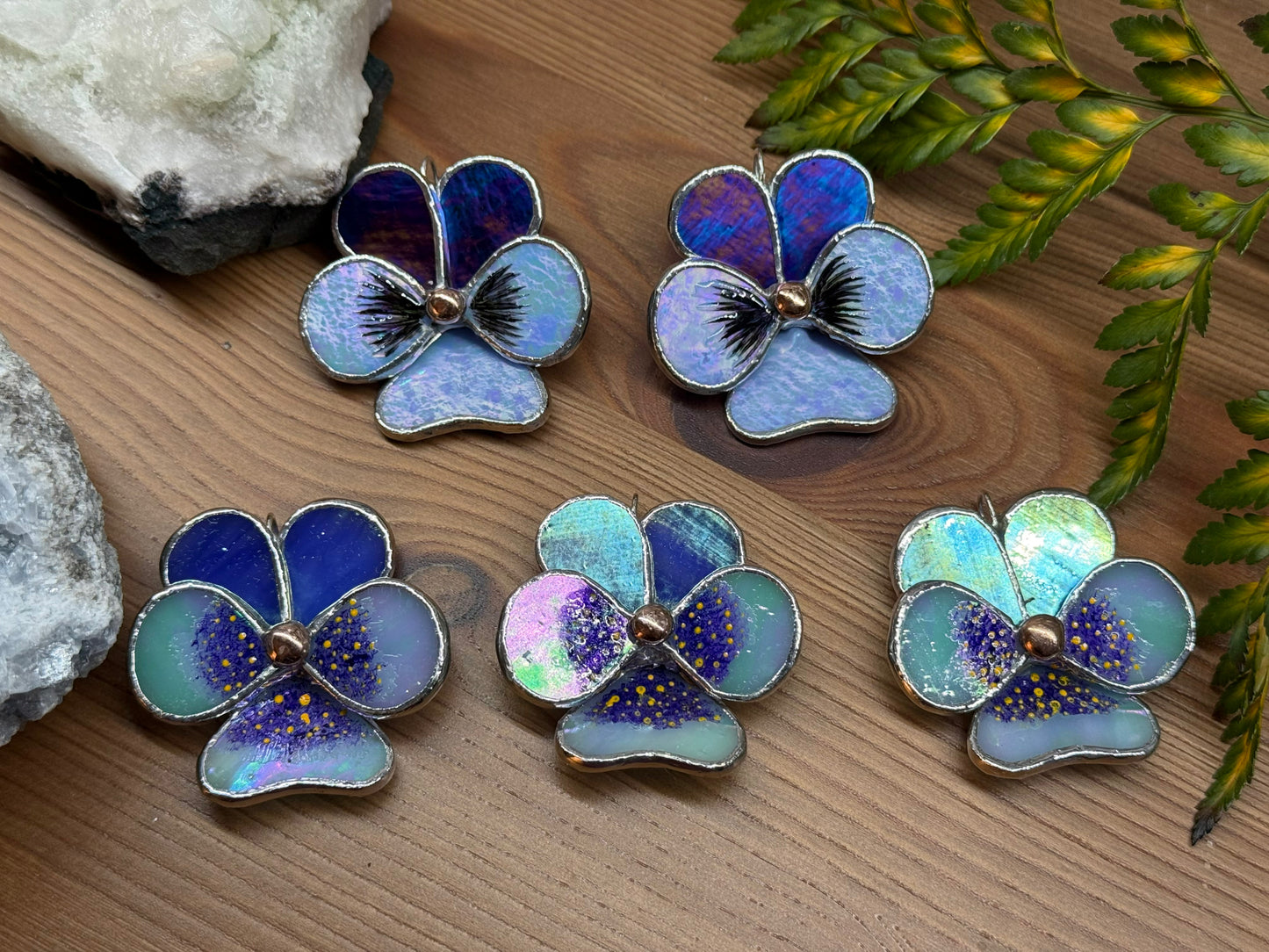 " . Pansy flower Blue & Light blue irid with pattern , Stained glass Decorative ORNAMENT, Christmas decoration, Suncatcher