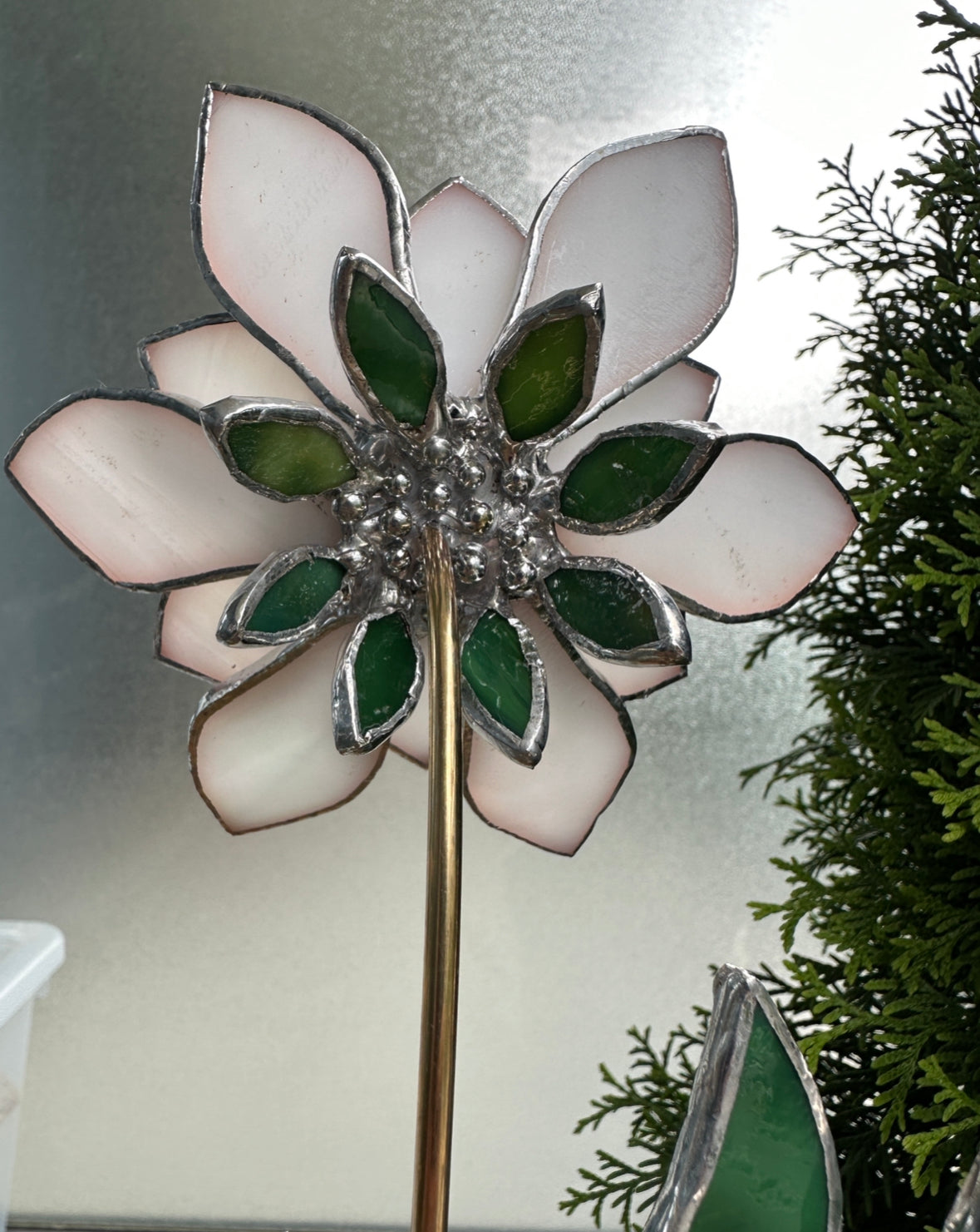 " . Pearl White Pearl Lily Iridescent" Stained glass tropical flower 3D, Sun catcher, Table plant decor, Garden stake, wedding decor, Christmas gift
