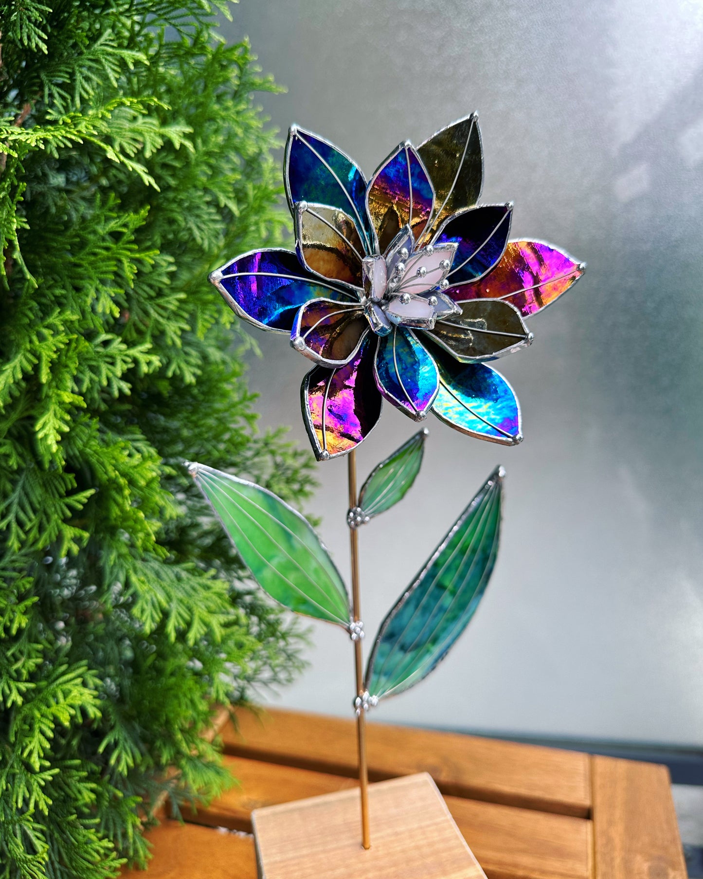 " . Lily Multicolour Iridescent", Stained glass tropical flower 3D, Sun catcher, Table plant decor, Garden stake, wedding decor, Christmas gift