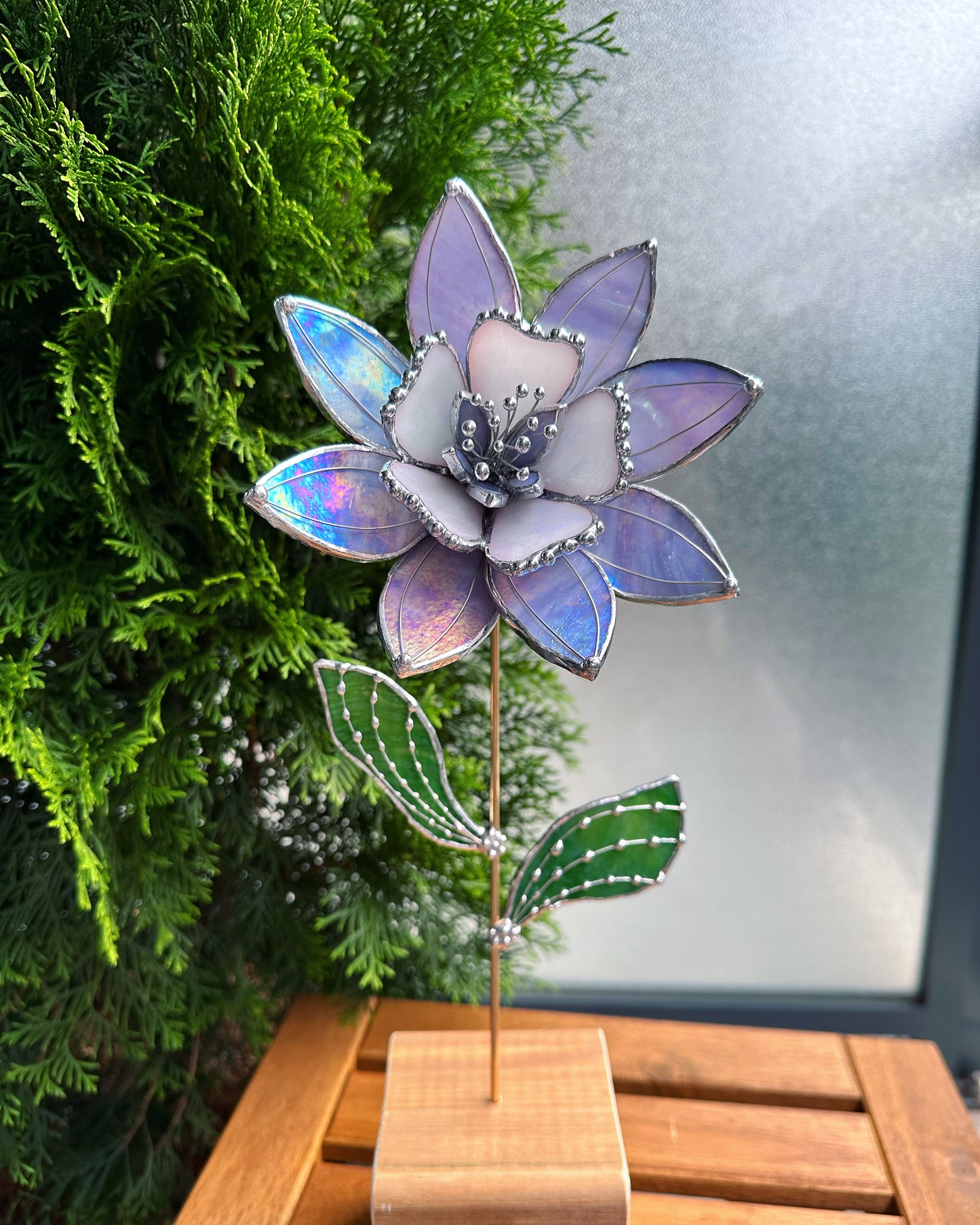 " . Lavender Iridescent Tropical flower 3D, Stained glass tropical flower 3D, Sun catcher, Table plant decor, Garden stake, wedding decor, Christmas gift