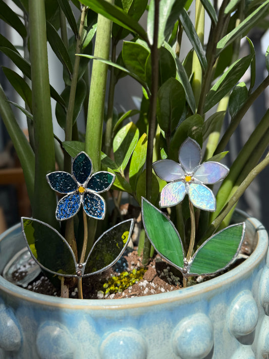 CHOOSE COLOR Forget Me Not Stained Glass Flower Stake for a Plant Pot, Handmade Suncatcher