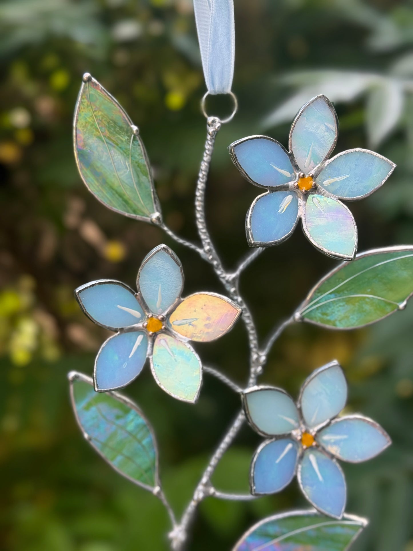 .Forget Me Not light blue Artisan Stained Glass Suncatcher Floral Wall Hanging new