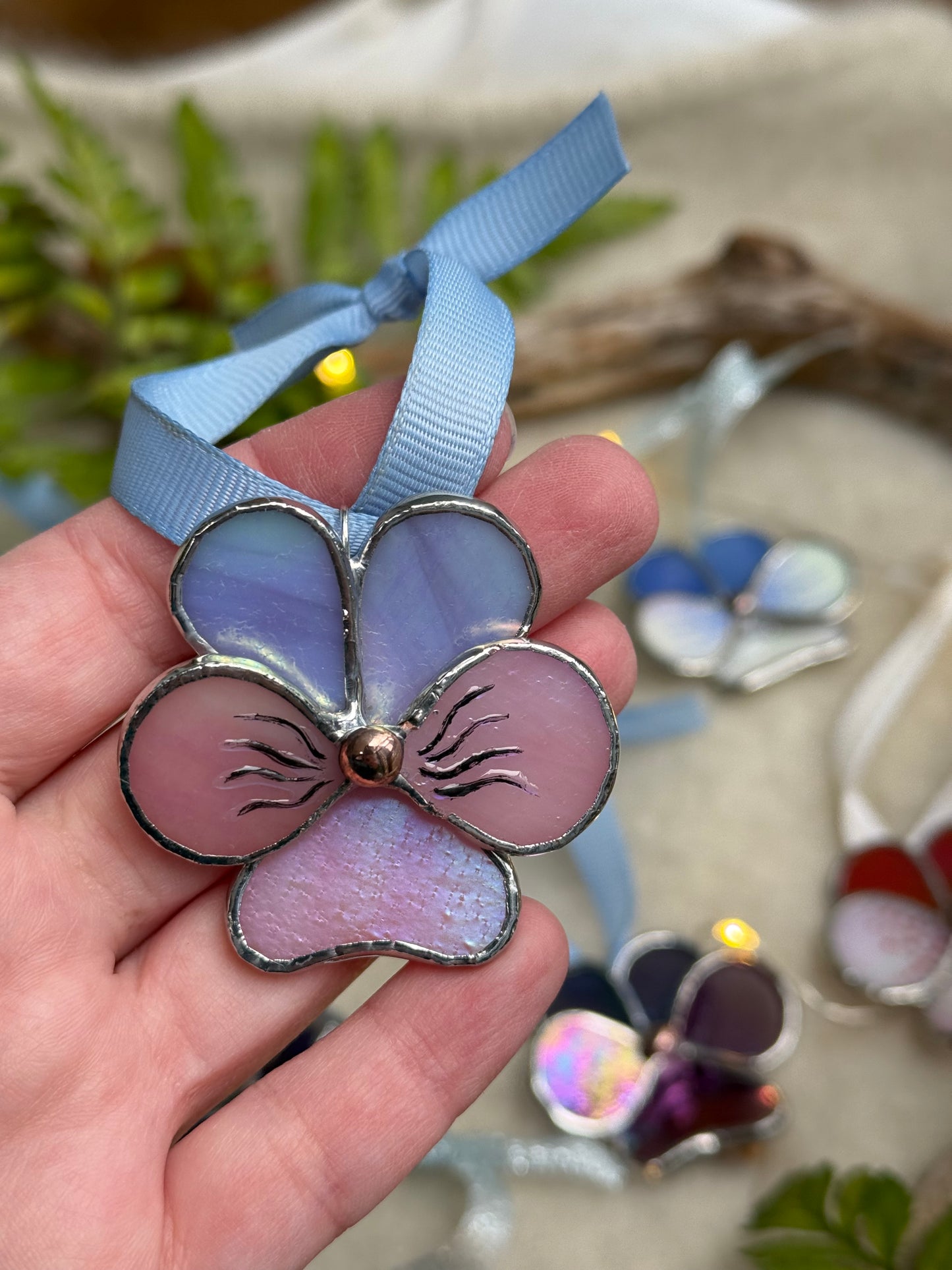 " . Pansy flower Lavender & Pink irid , Stained glass Decorative ORNAMENT, Christmas decoration, Suncatcher new