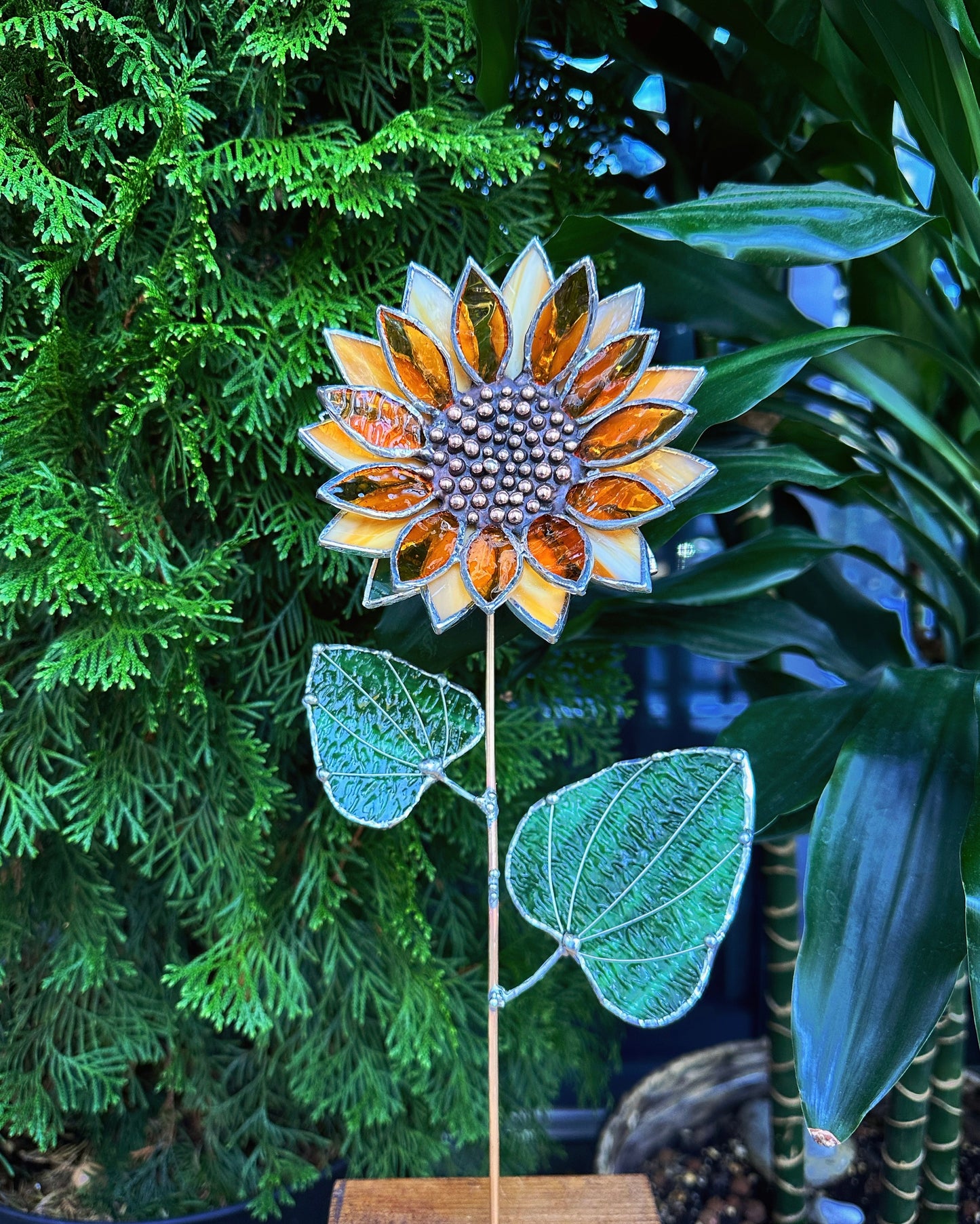 ".Sunflower", stained glass tropical flower 3D, Sun catcher, Table plant decor, Garden stake, Outdoor and gardening, wedding Christmas gift