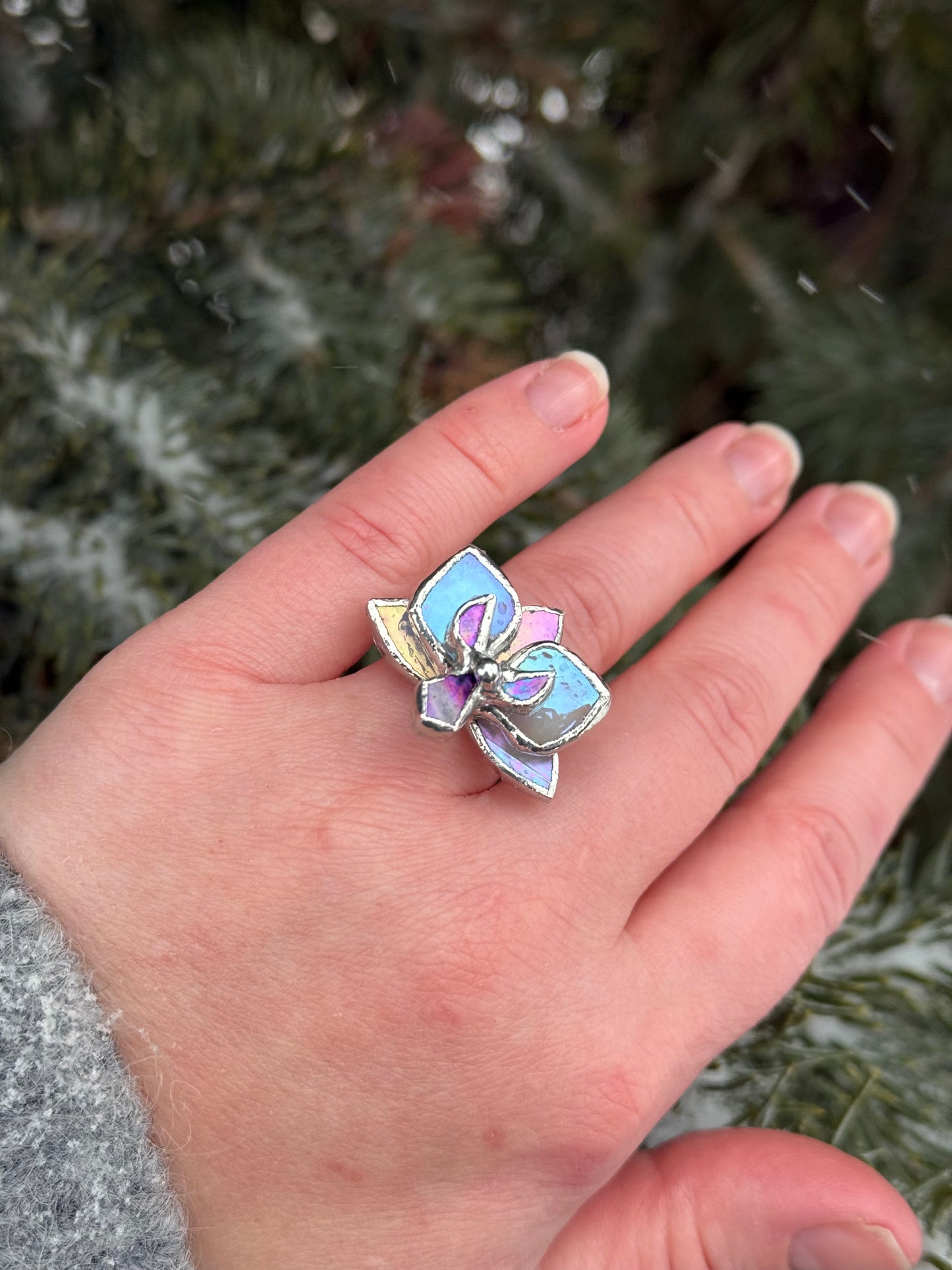 " . Ring white iridescent Orchid” Stained glass tropical flower 3D, art jewelry