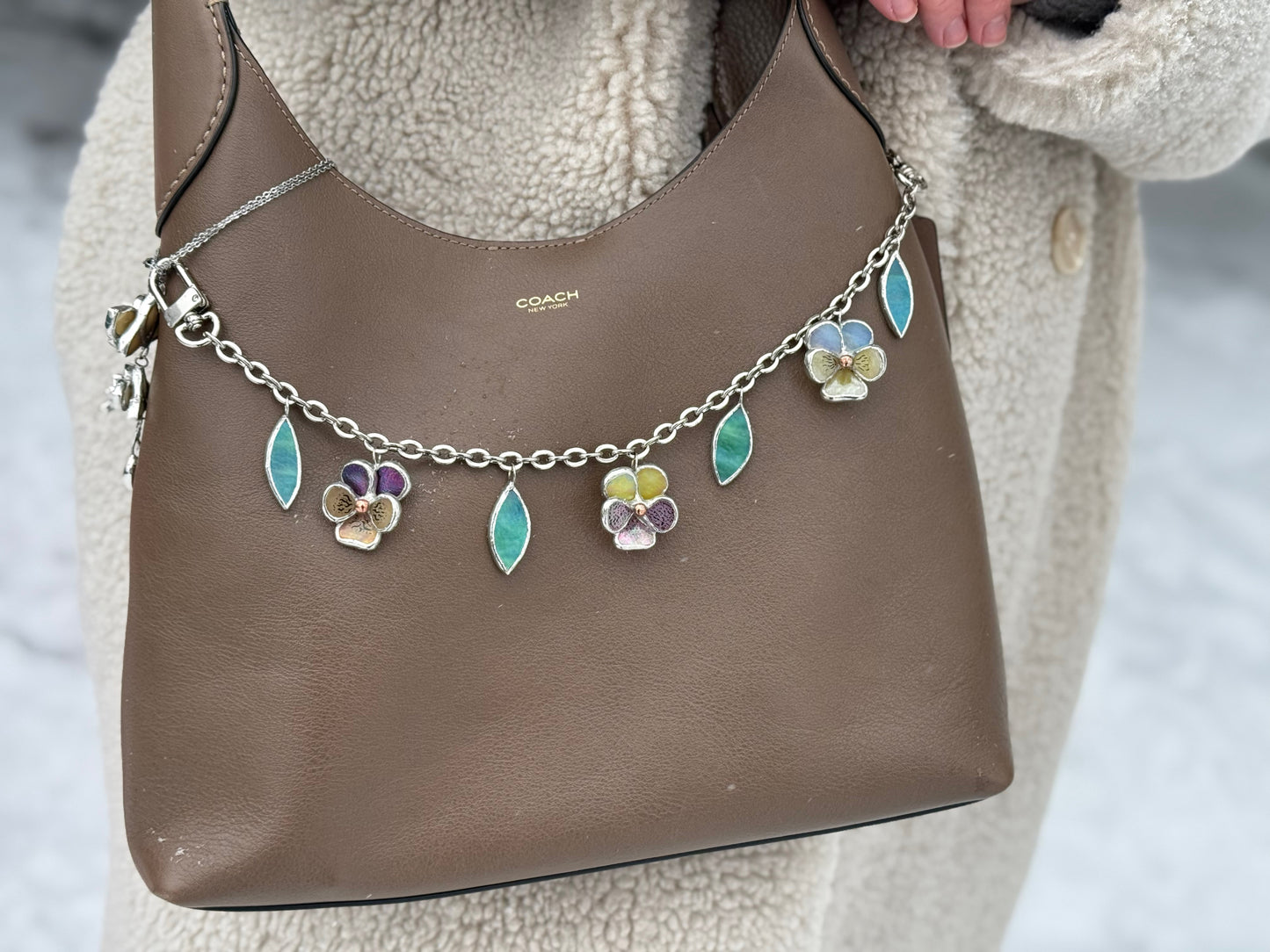 " . Bag Charm Chain Pansy flowers with leaves ” Stained glass tropical flower 3D, art jewelry