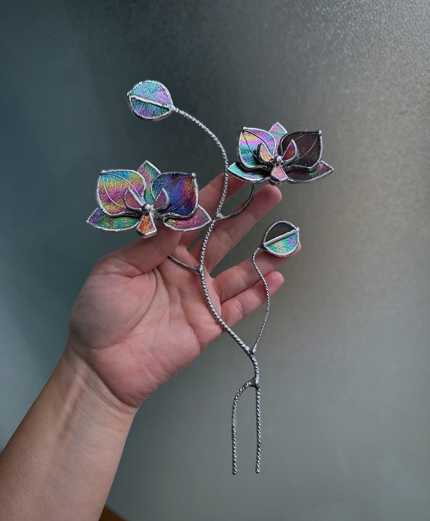 " . Mauve irid Orchid flower stick, Plant stake 2 flowers no pot” Stained glass tropical flower 3D, Sun catcher, Table plant, Garden stick, Outdoor and gardening decor