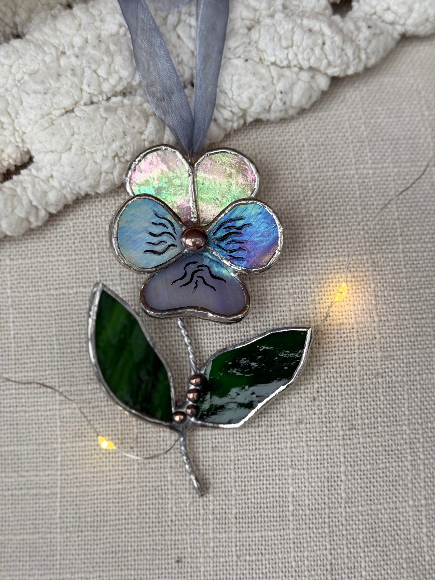" . Pansy flower with leaves beige & lavender irid , Stained glass Decorative ORNAMENT, Christmas decoration, Suncatcher