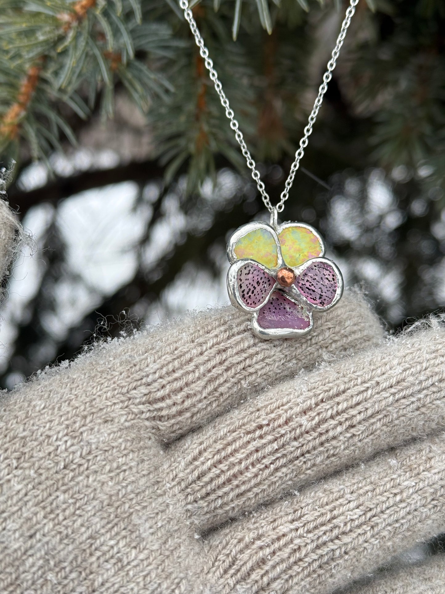 " . Pansy Pink irid & Yellow irid Necklace” Stained glass tropical flower 3D, art jewelry