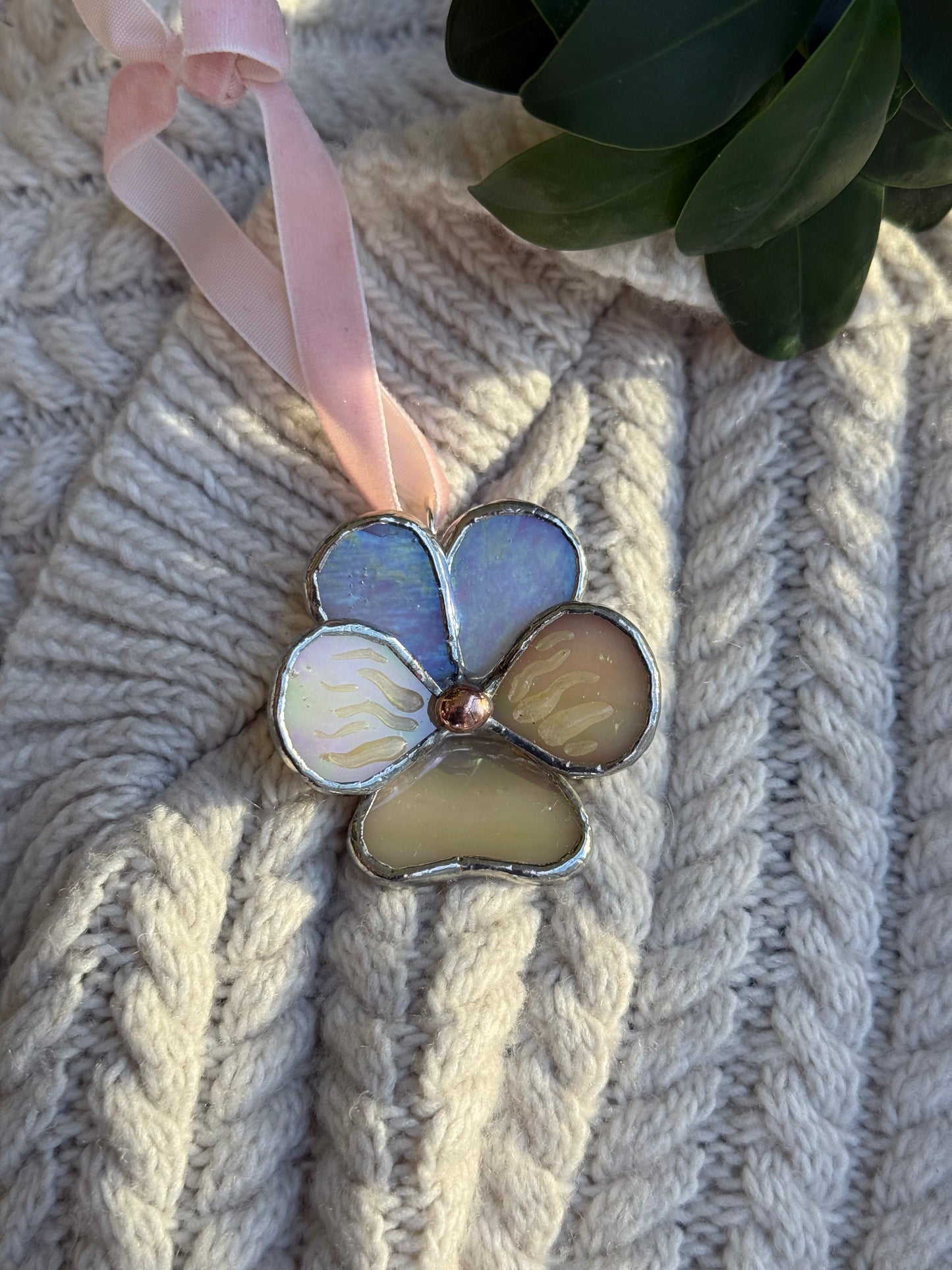 " . Pansy flower Lavender & Beige irid, Stained glass Decorative ORNAMENT, Christmas decoration, Suncatcher