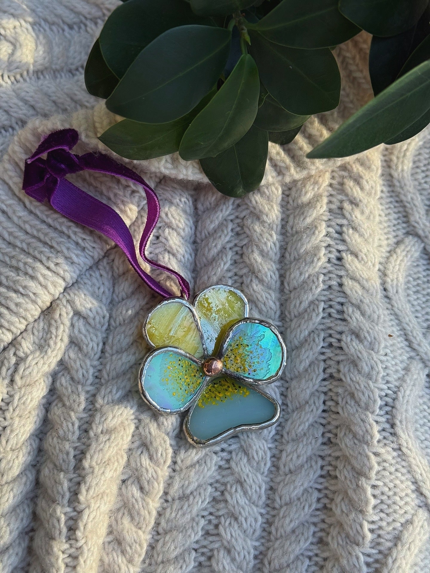 " . Pansy flower Yellow & L.blue irid with pattern, Stained glass Decorative ORNAMENT, Christmas decoration, Suncatcher