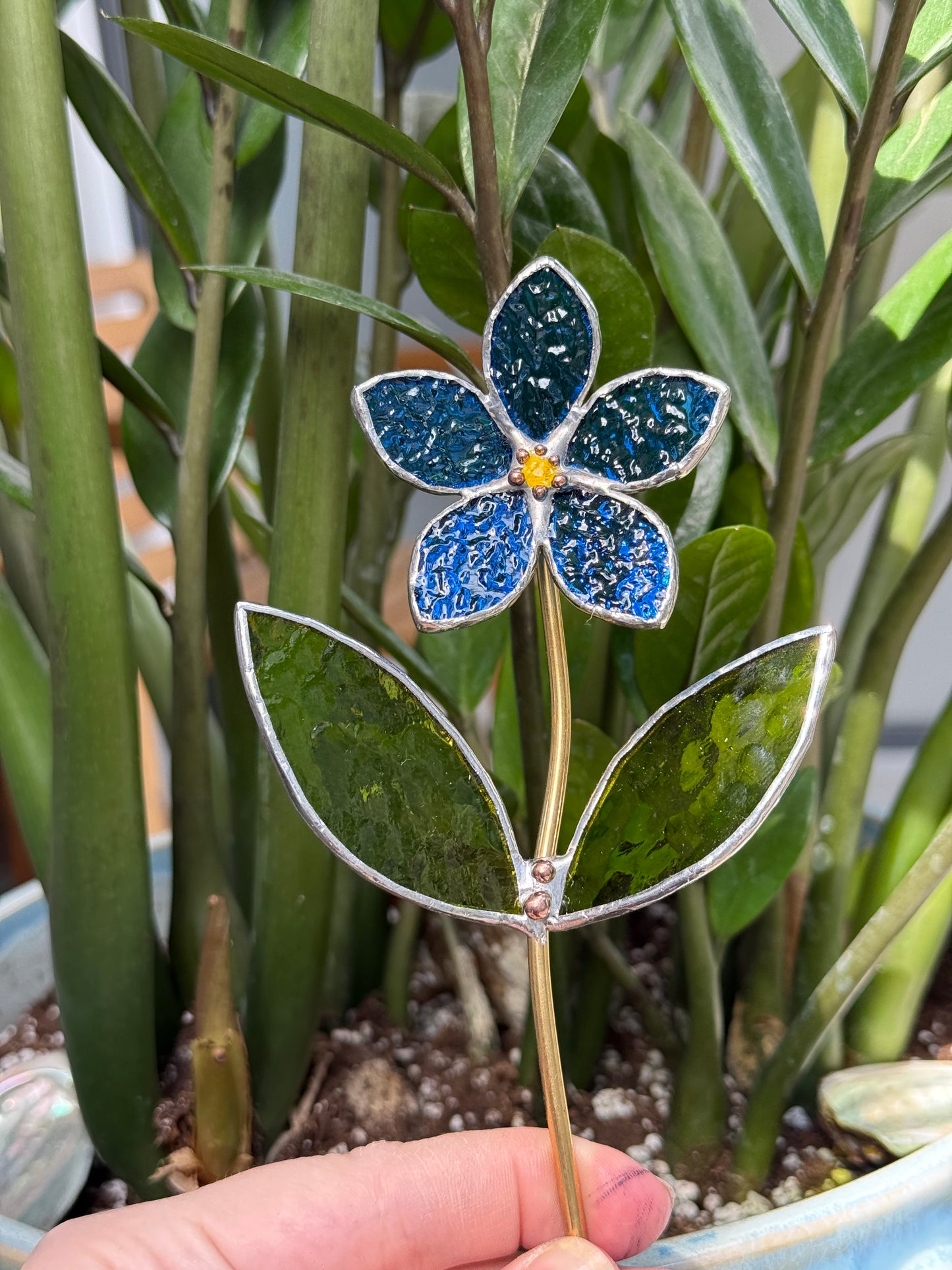 CHOOSE COLOR Forget Me Not Stained Glass Flower Stake for a Plant Pot, Handmade Suncatcher