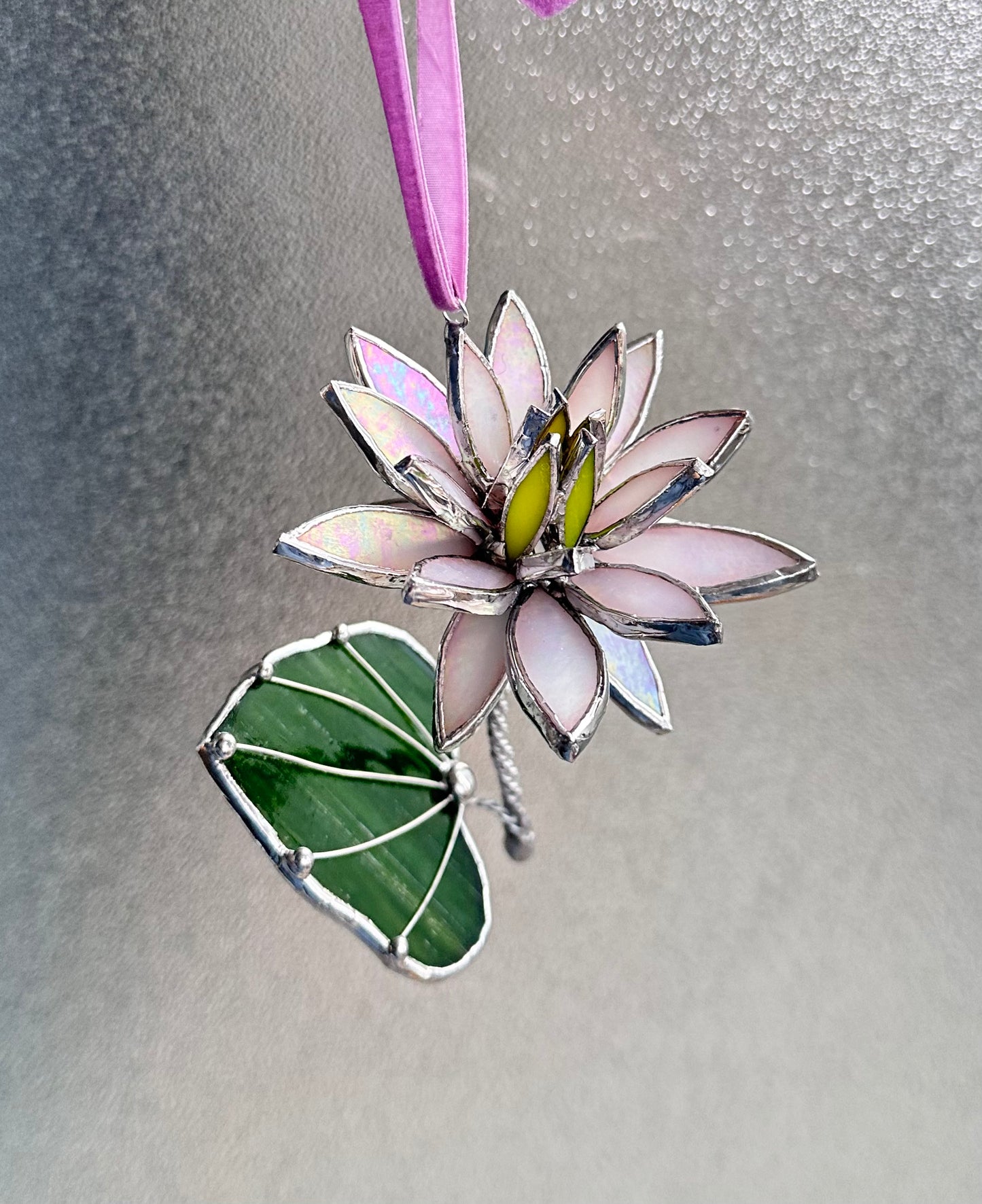 ".Water Lily White Pearl with leaf" Stained glass ornament Wall window decor, holiday decorations, succulents