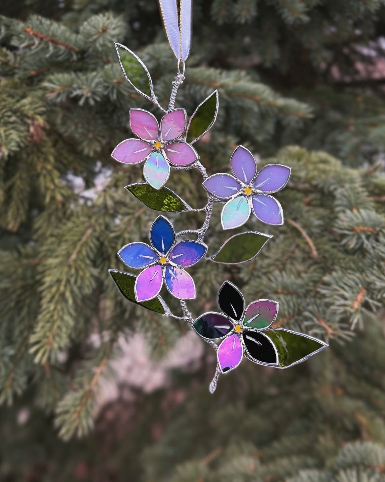 " . Forget me not flower Gradient Wall Pendant, Stained glass Decorative ORNAMENT, Walldecoration, Suncatcher