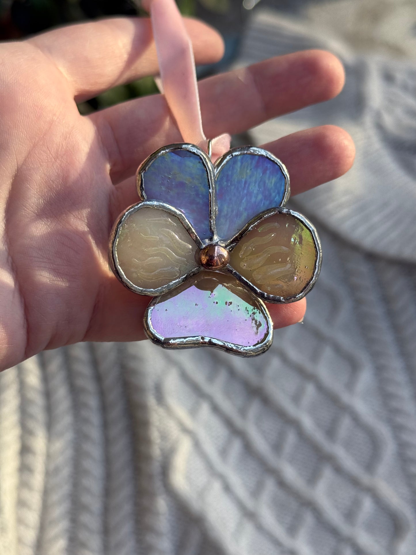 " . Pansy flower Lavender & Beige irid, Stained glass Decorative ORNAMENT, Christmas decoration, Suncatcher