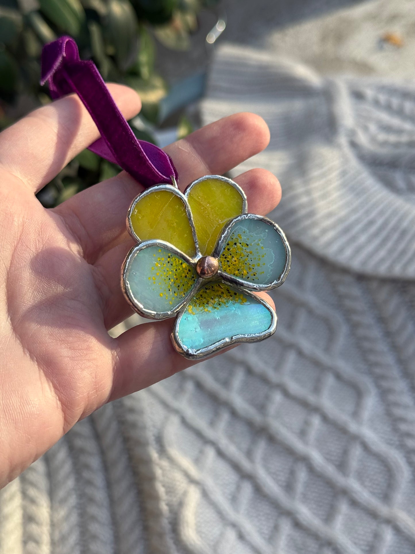 " . Pansy flower Yellow & L.blue irid with pattern, Stained glass Decorative ORNAMENT, Christmas decoration, Suncatcher