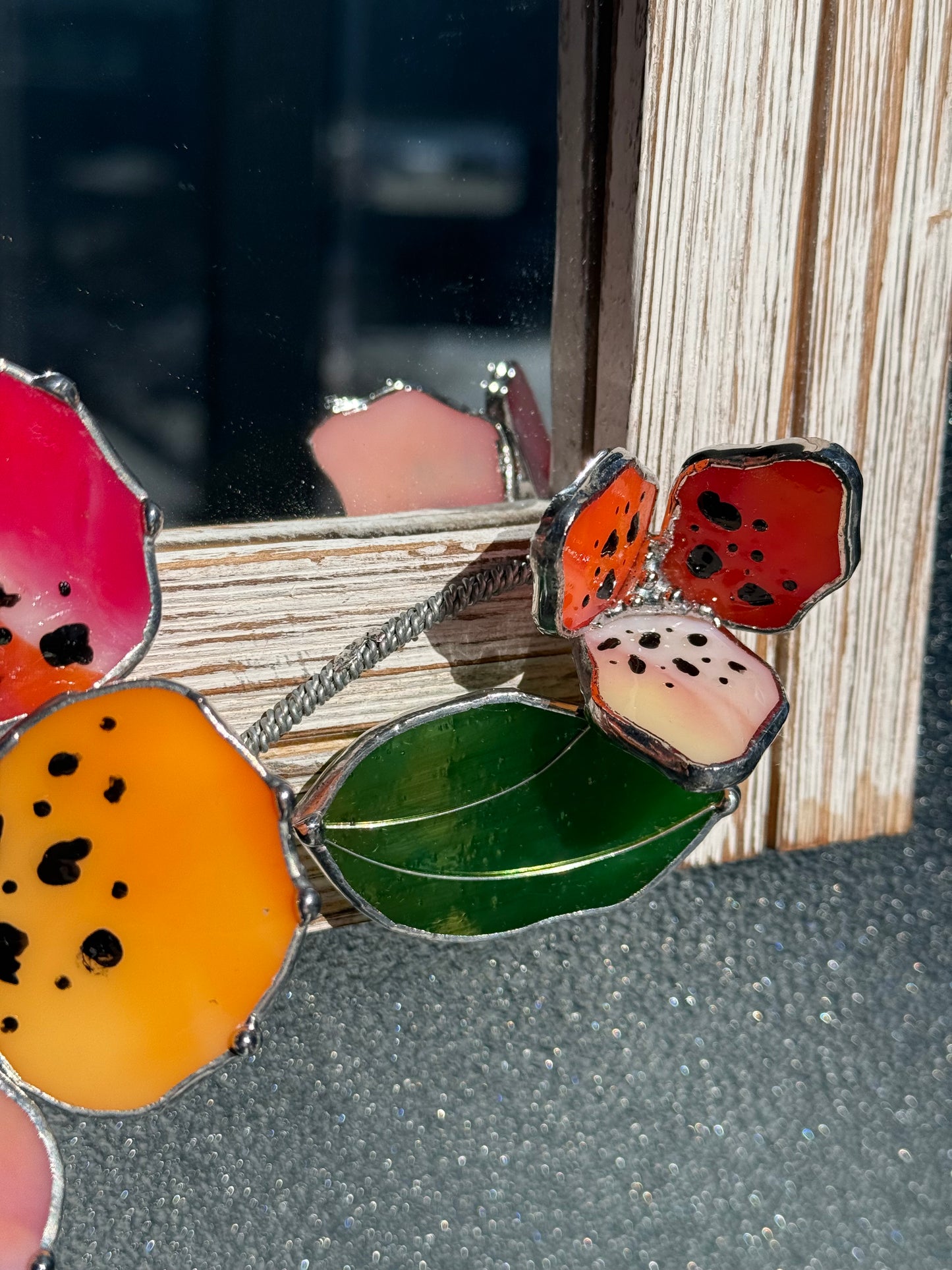 .Tiger Hibiscus Stained glass Wall Mirror, 3D Botanical Floral Art