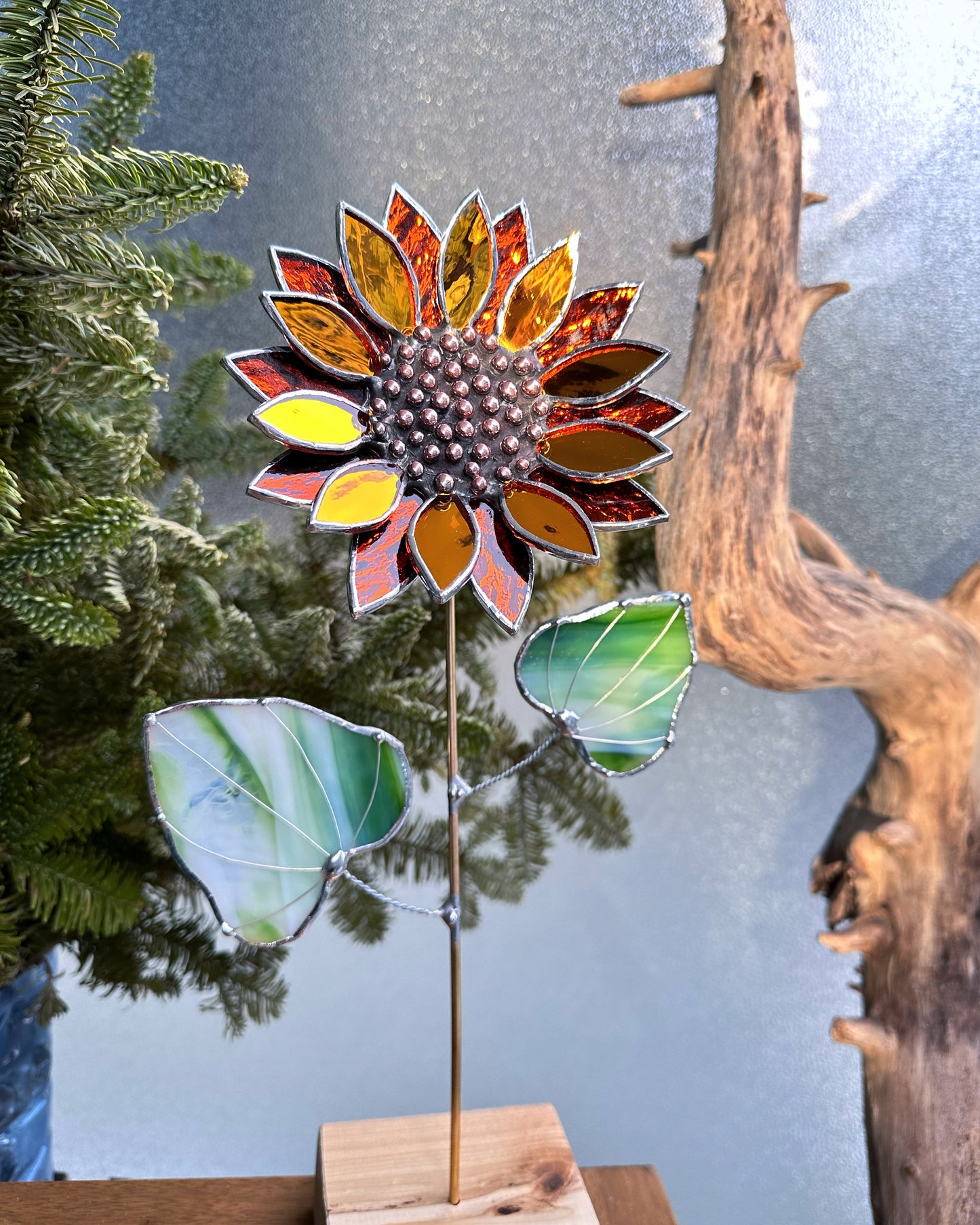 ".Golden Sparcling Sunflower" Stained glass tropical flower 3D, Sun catcher, Table plant decor, Garden stake, wedding decor, Christmas gift