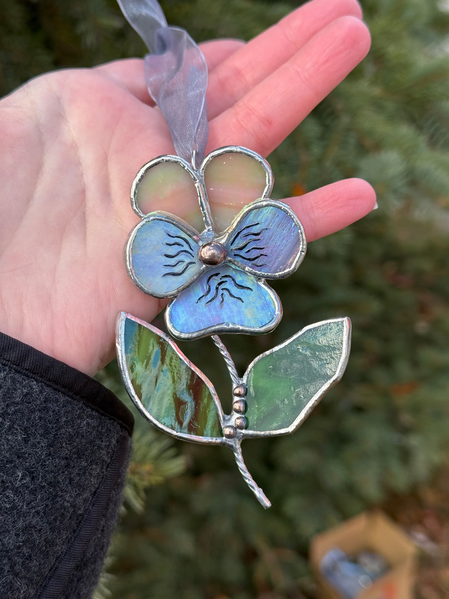 " . Pansy flower with leaves beige & lavender irid , Stained glass Decorative ORNAMENT, Christmas decoration, Suncatcher