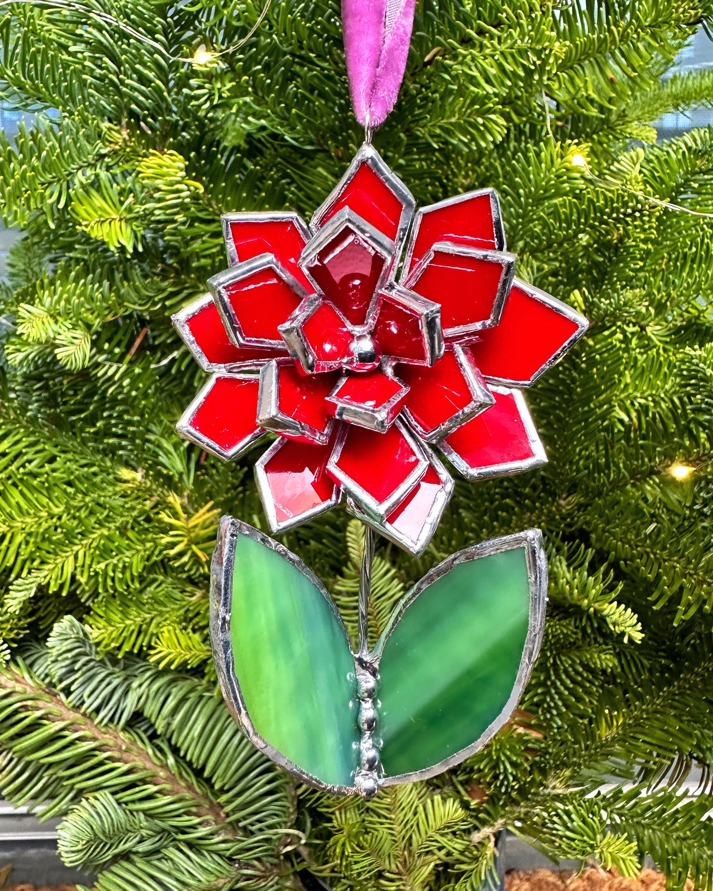 Christmas tree ornament Flower Ruby red Set of 1, 3, 5, 7, 10. Stained glass Wall window decor, holiday decorations, lights