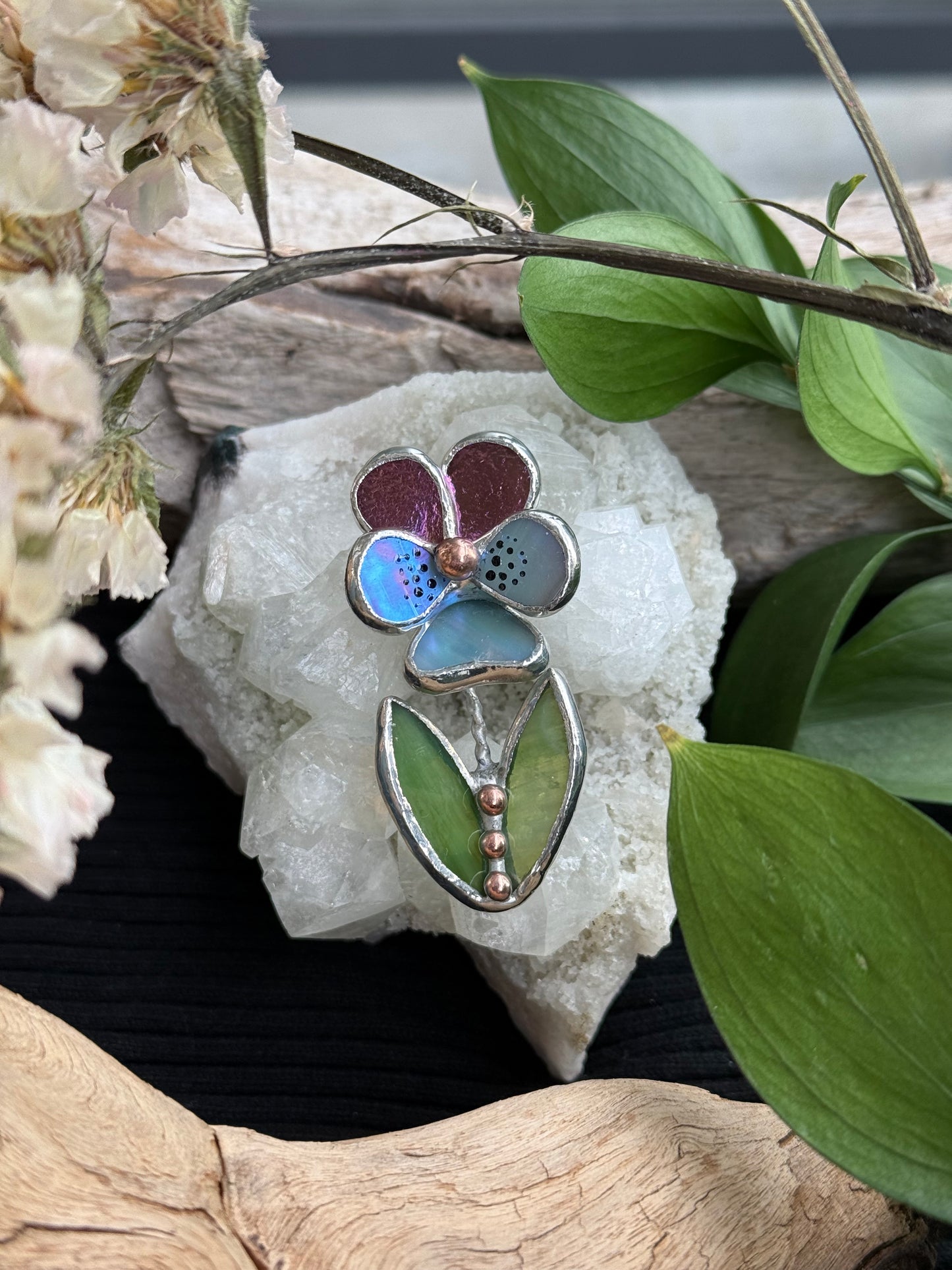 Brooch Pansy Flower Mauve & Sky Blue irid Stained glass flower 3D art jewelry
