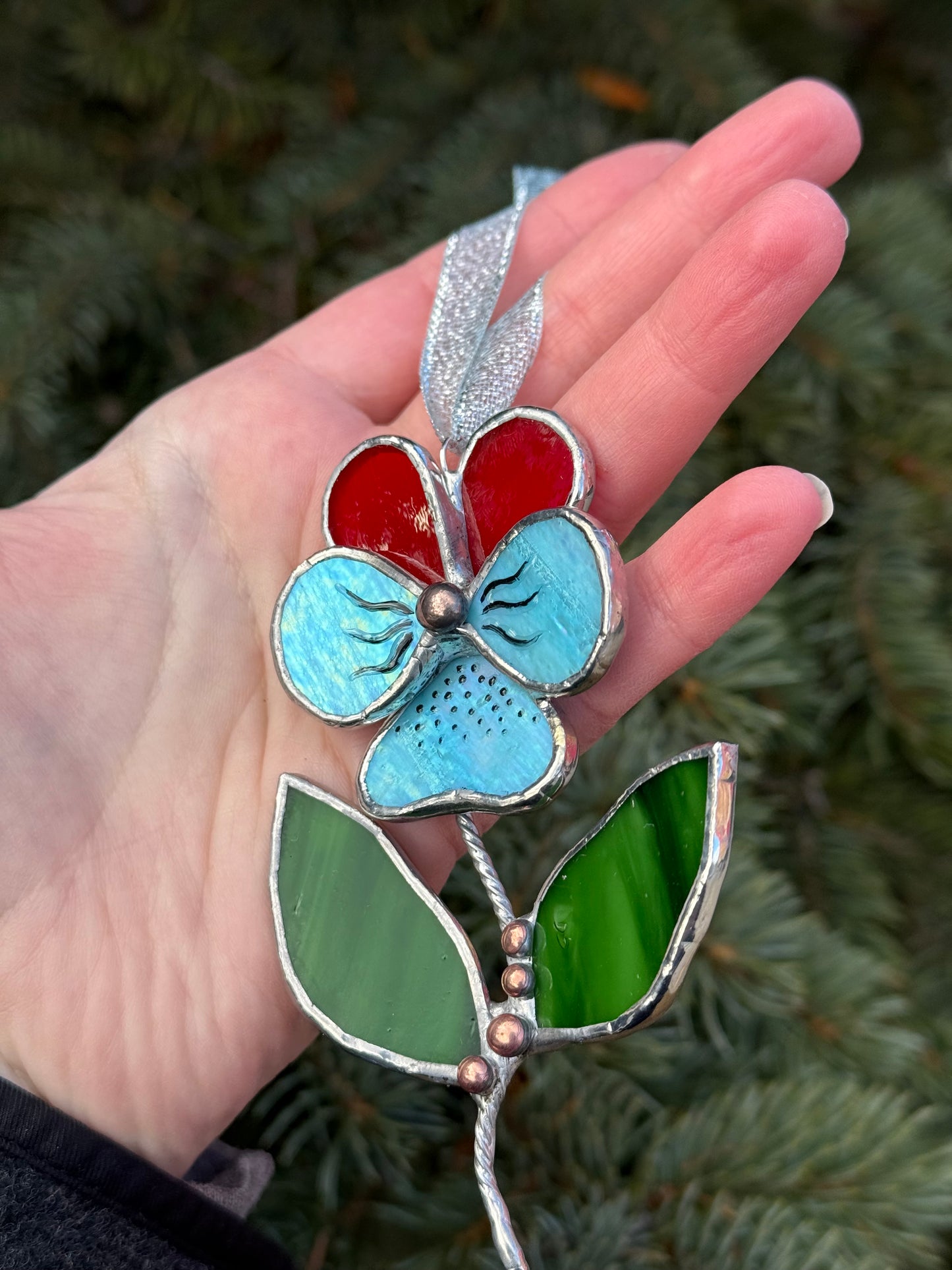 " . Pansy flower with leaves Ruby red & turquoise irid , Stained glass Decorative ORNAMENT, Christmas decoration, Suncatcher