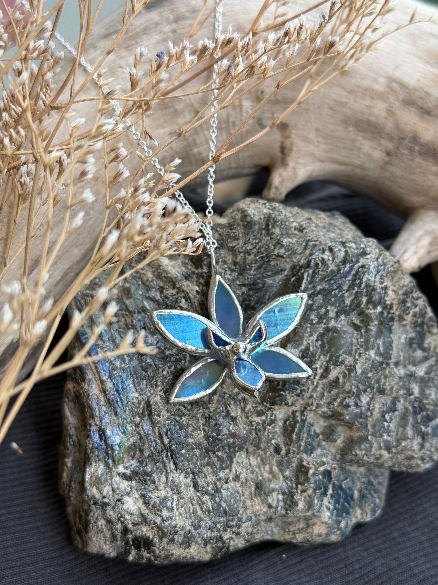 " . Necklace Tropical Orchid Lilac irid” Stained glass tropical flower 3D, art jewelry