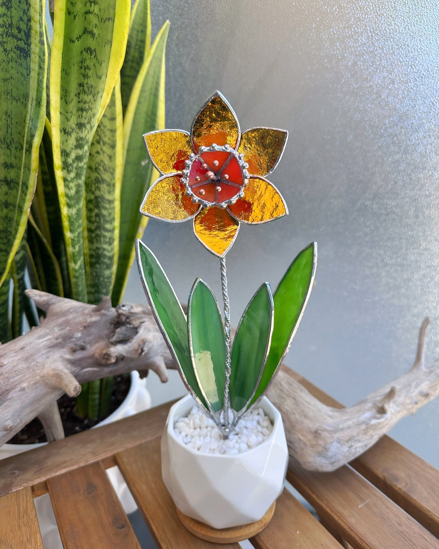 " . Golden Daffodil Flower with pot" Stained glass tropical flower 3D, Sun catcher, Table plant decor, Garden stick, wedding decor, Christmas gift, available