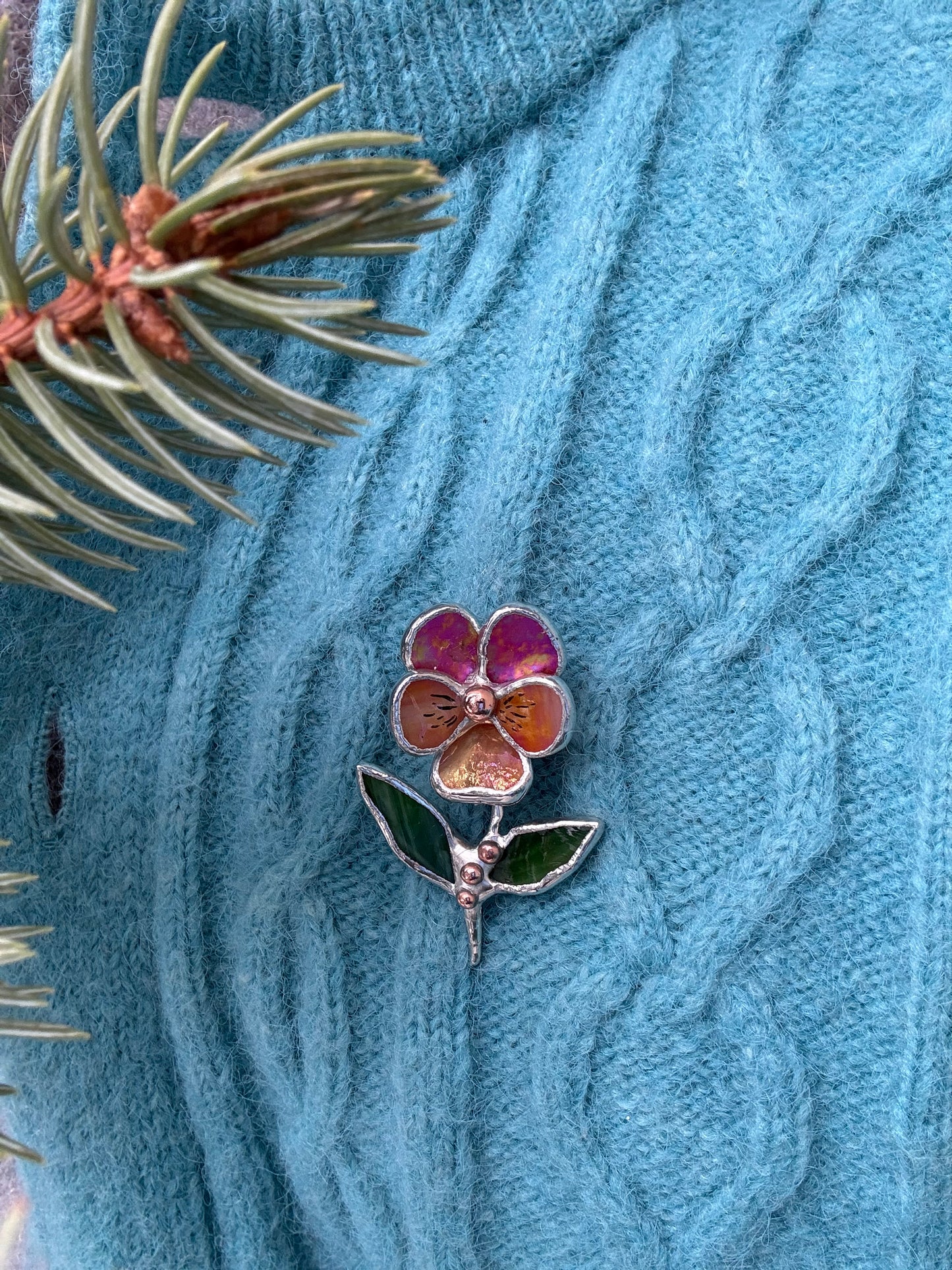 " . Brooch Pansy Flower Peach irid & orange irid” Stained glass tropical flower 3D, art jewelry