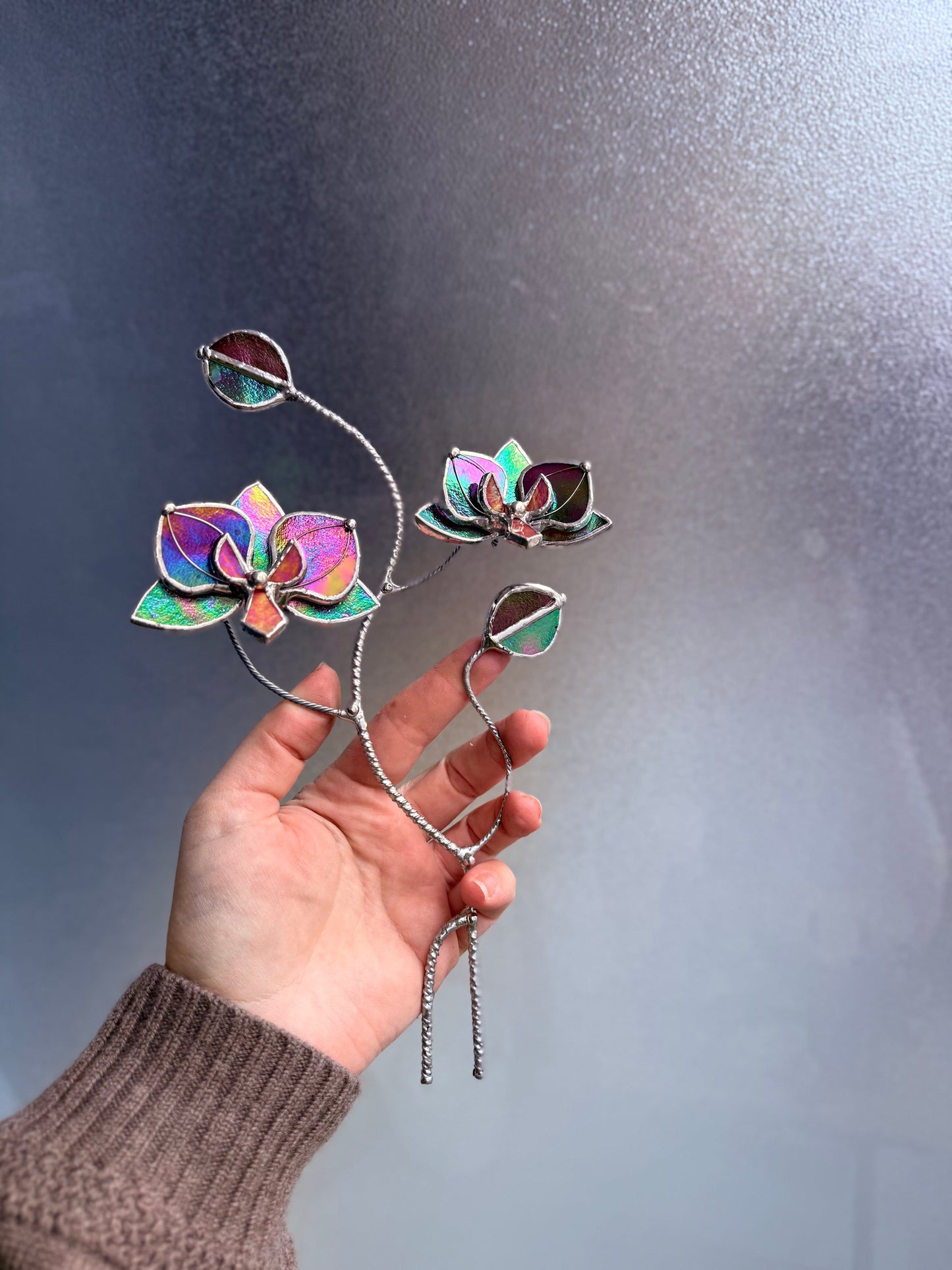 " . Mauve irid Orchid flower stick, Plant stake 2 flowers no pot” Stained glass tropical flower 3D, Sun catcher, Table plant, Garden stick, Outdoor and gardening decor