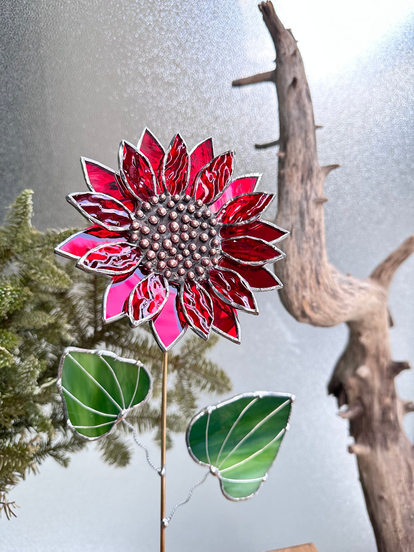 ".Ruby Red Sparcling Sunflower" Stained glass tropical flower 3D, Sun catcher, Table plant decor, Garden stake, wedding decor, Christmas gift