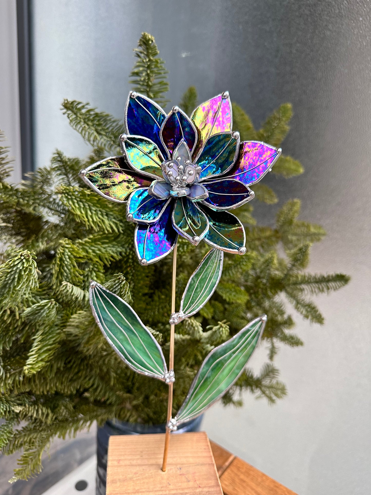 ".Lily Multicolour Iridescent", Stained glass flower tropical  3D, Suncatcher, Table plant decor Wedding Christmas Gift , Outdoor