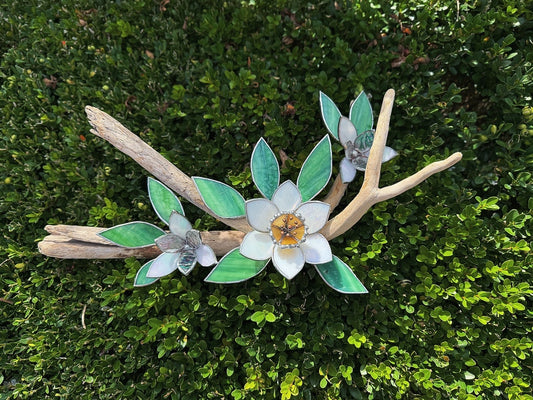 .Daffodil flower Stained Glass Driftwood Wall Decor Suncatcher