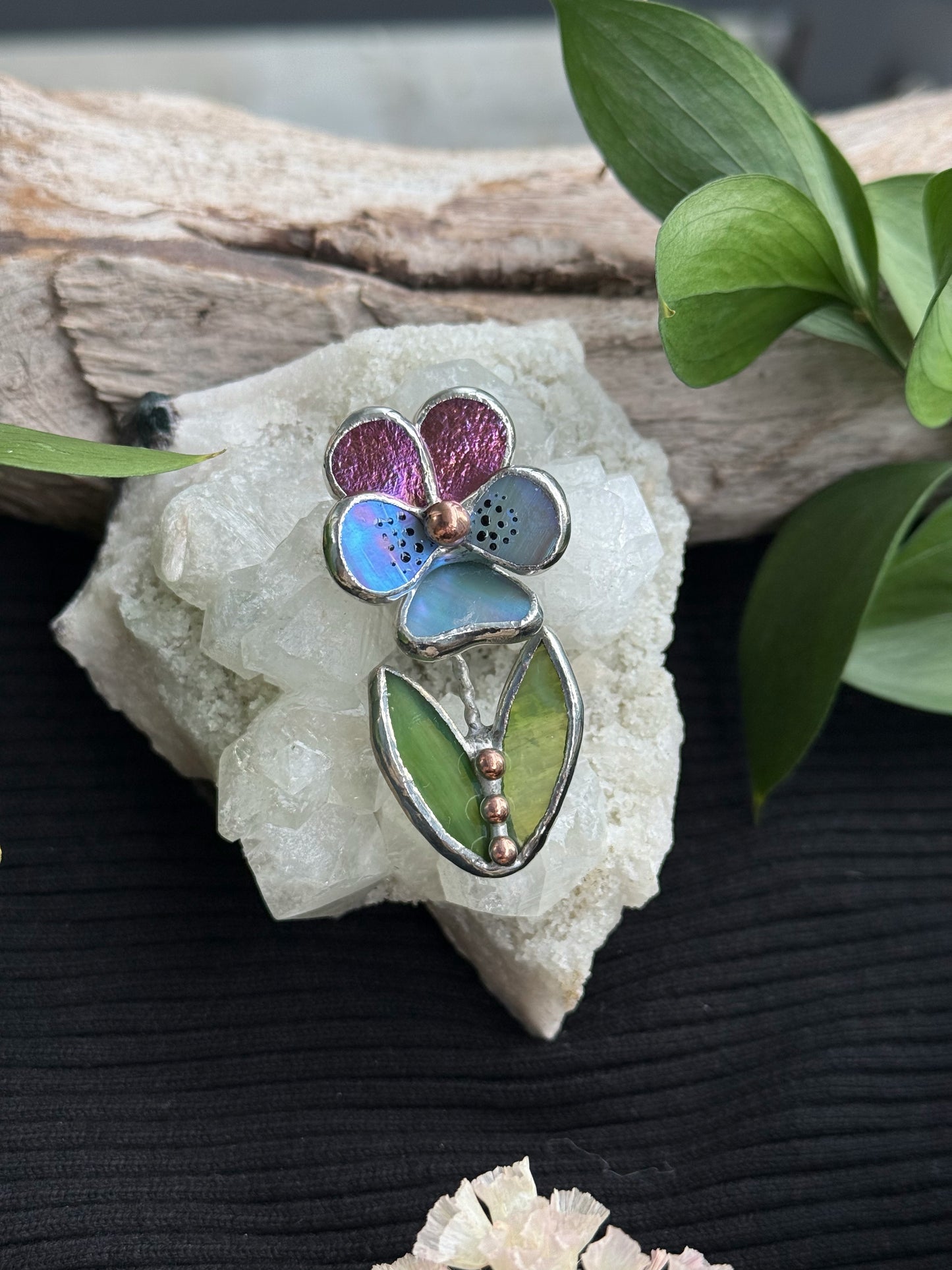 Brooch Pansy Flower Mauve & Sky Blue irid Stained glass flower 3D art jewelry